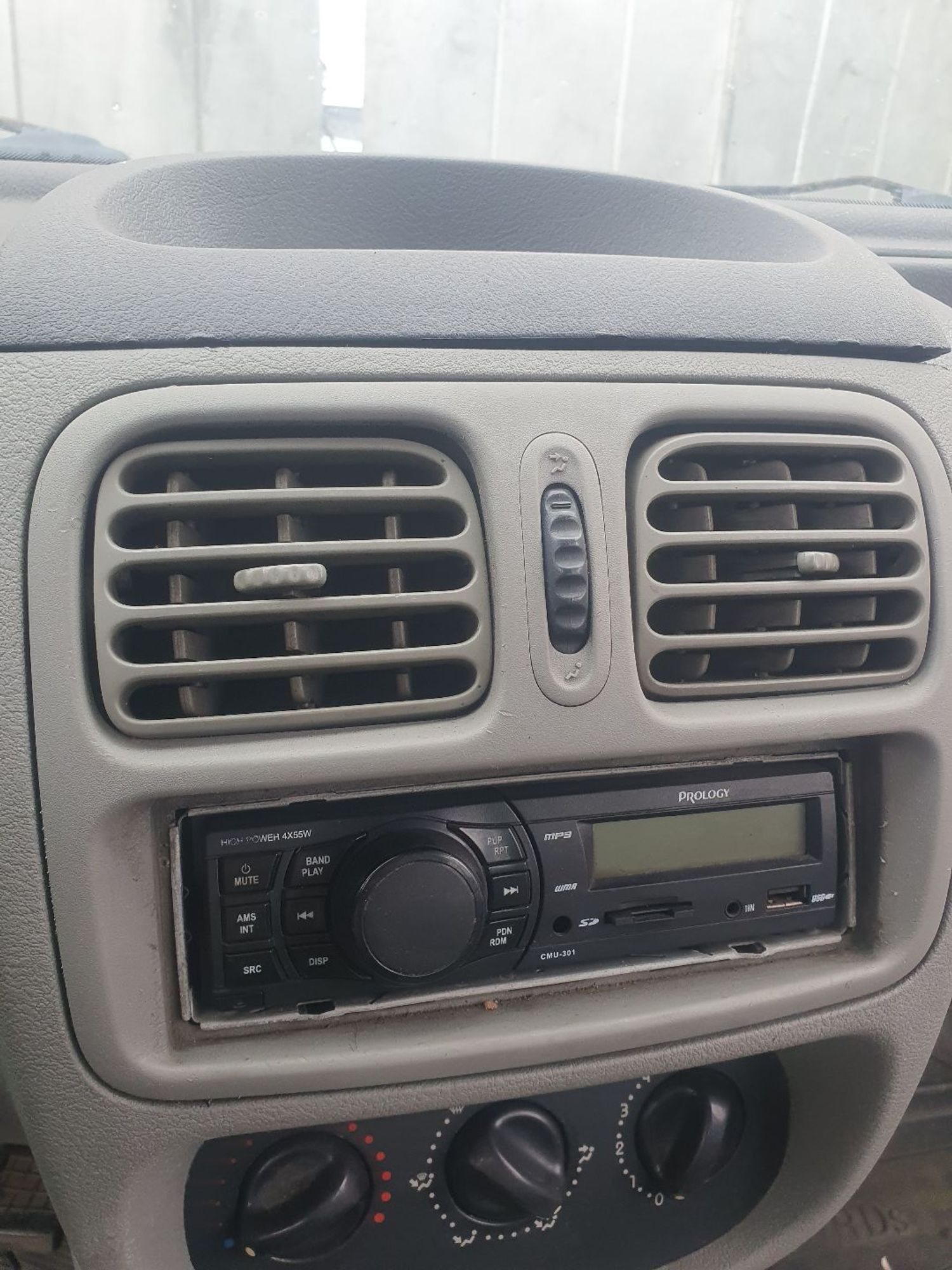https://ycs.partsauto.market/partsauto-images/thmbs/userImages/7ed63c96fe685f431889ec34ef8f13b8/part/205929ff-d743-4faf-b050-d535e105361c_1786335602790.jpg