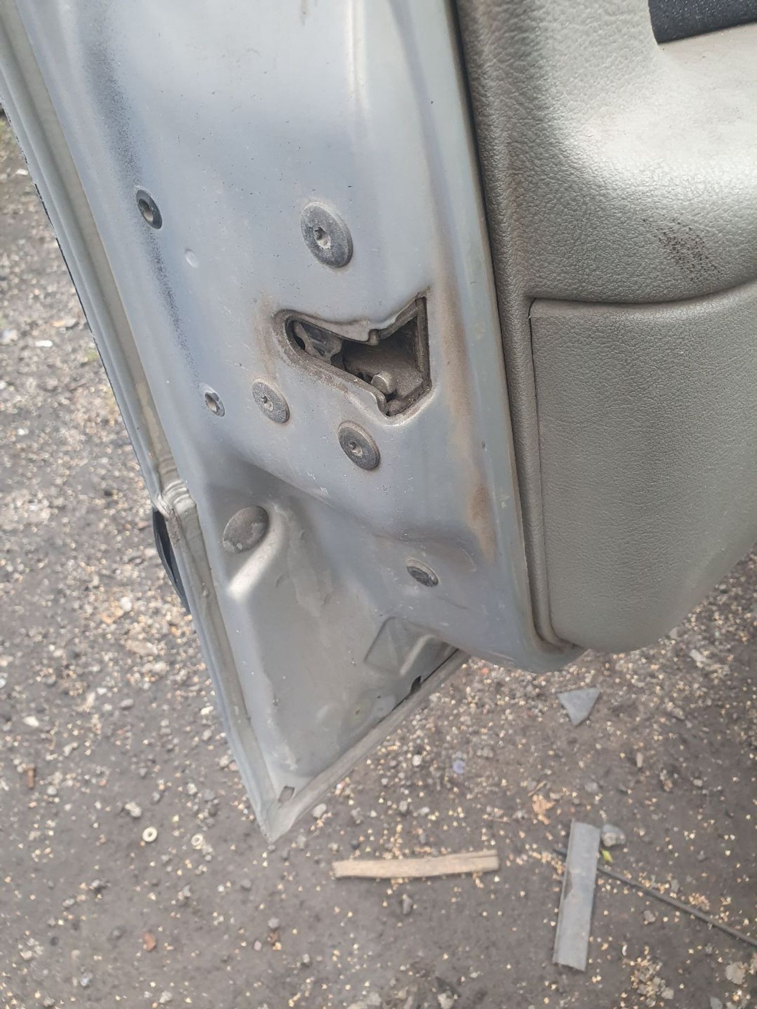 https://ycs.partsauto.market/partsauto-images/thmbs/userImages/7ed63c96fe685f431889ec34ef8f13b8/part/20b0c09d-ed69-482c-85f1-f80fb215f48e_1786334284215.jpg