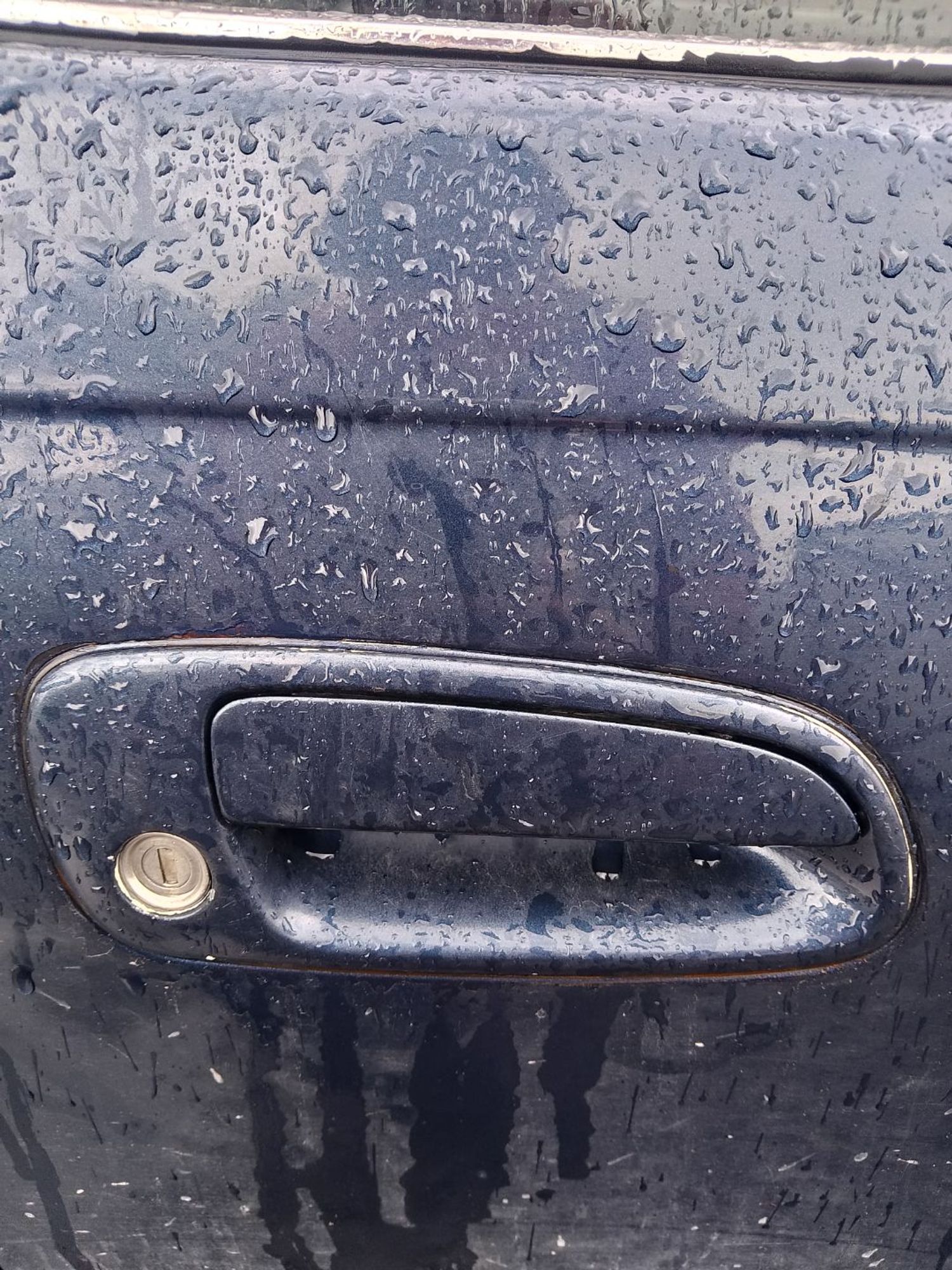 https://ycs.partsauto.market/partsauto-images/thmbs/userImages/7ed63c96fe685f431889ec34ef8f13b8/part/20b1be43-1eb6-4686-9e89-a13a283e35f5_1785235407096.jpg