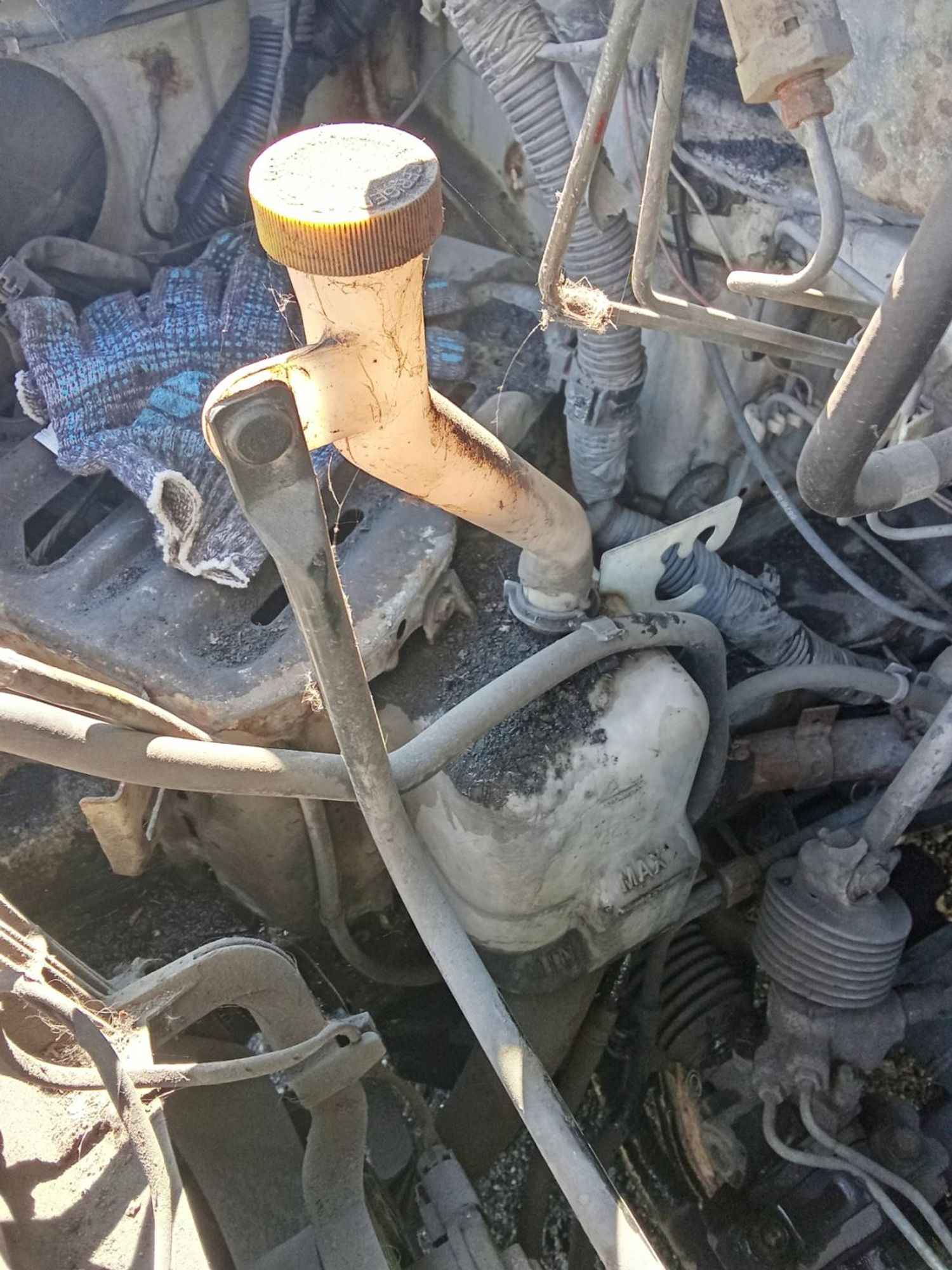https://ycs.partsauto.market/partsauto-images/thmbs/userImages/7ed63c96fe685f431889ec34ef8f13b8/part/22cf1cff-8661-4372-945d-9abecb22fb24_1778641383695.jpg