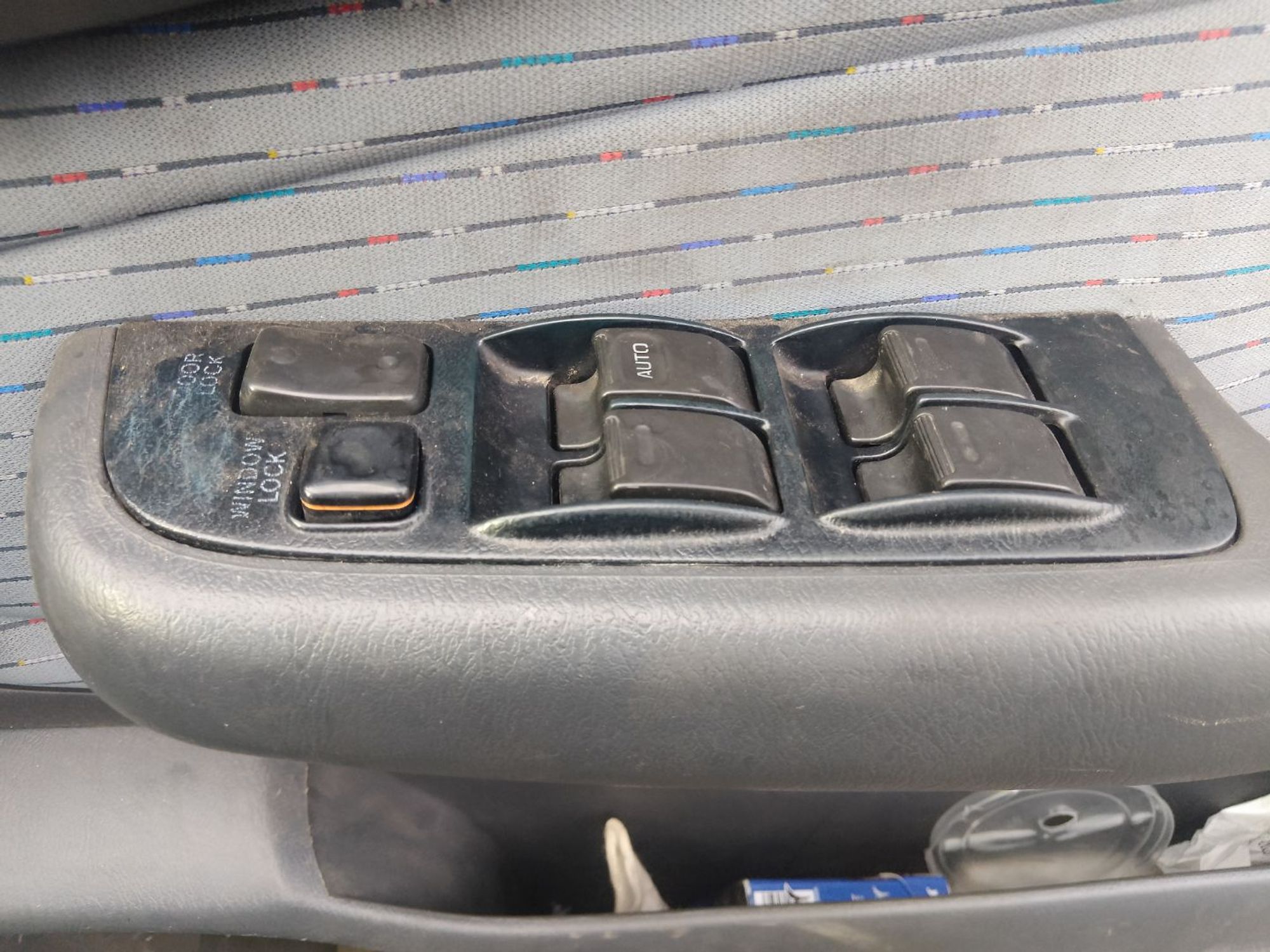 https://ycs.partsauto.market/partsauto-images/thmbs/userImages/7ed63c96fe685f431889ec34ef8f13b8/part/22e9f4a1-7f22-4c05-a126-f9789a63a94d_1785239188337.jpg