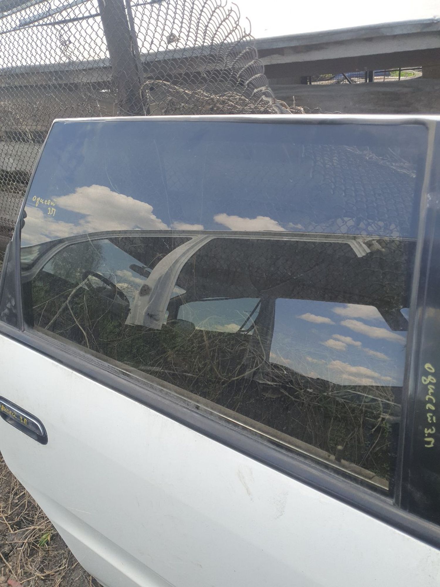 https://ycs.partsauto.market/partsauto-images/thmbs/userImages/7ed63c96fe685f431889ec34ef8f13b8/part/22ff7759-5c1c-45ae-ba6e-ca42b9f2c418_1778316705171.jpg