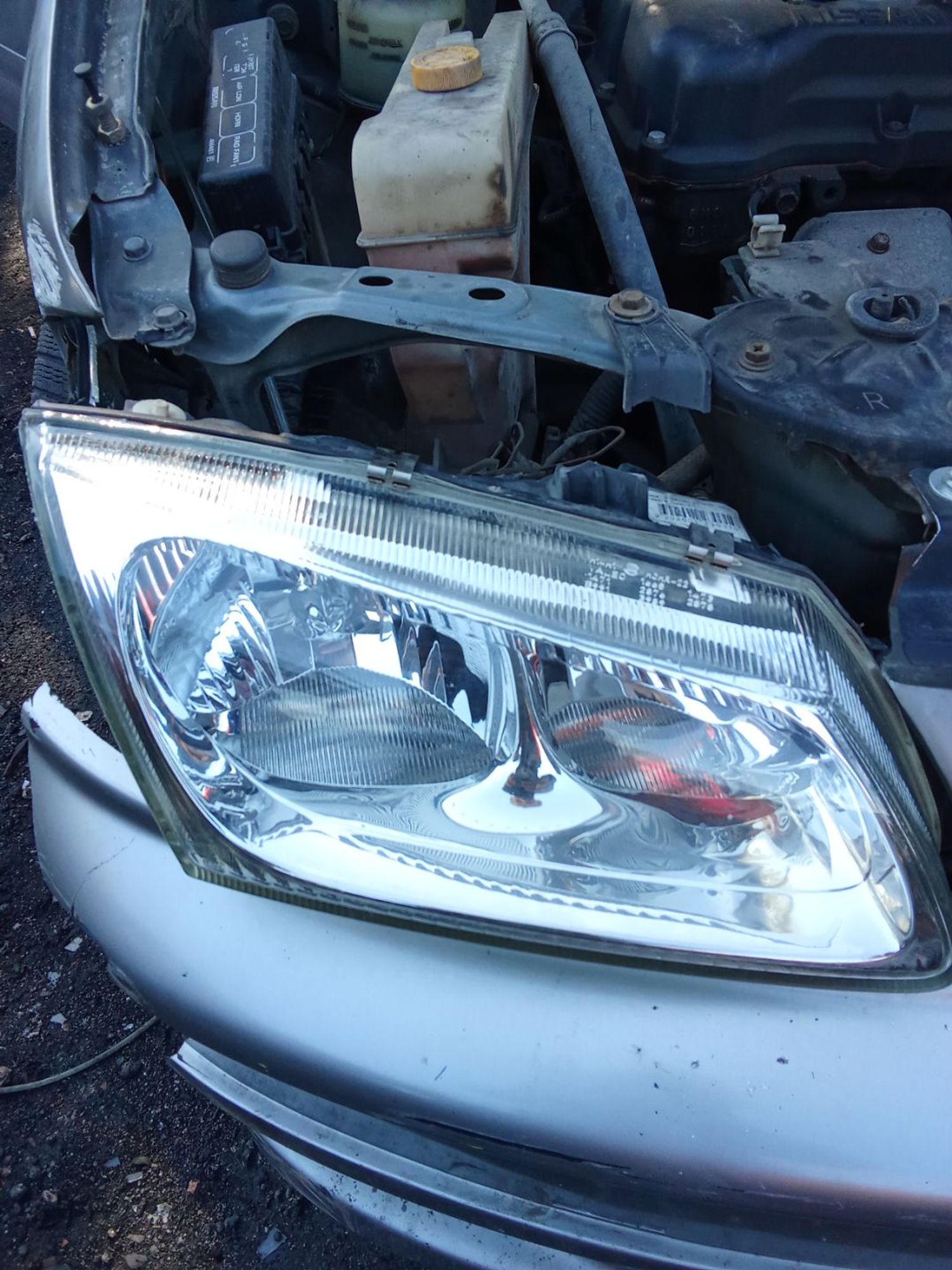 https://ycs.partsauto.market/partsauto-images/thmbs/userImages/7ed63c96fe685f431889ec34ef8f13b8/part/250f3542-aa73-4c35-b5bd-bd2b3ebf45e8_1780368093950.jpg
