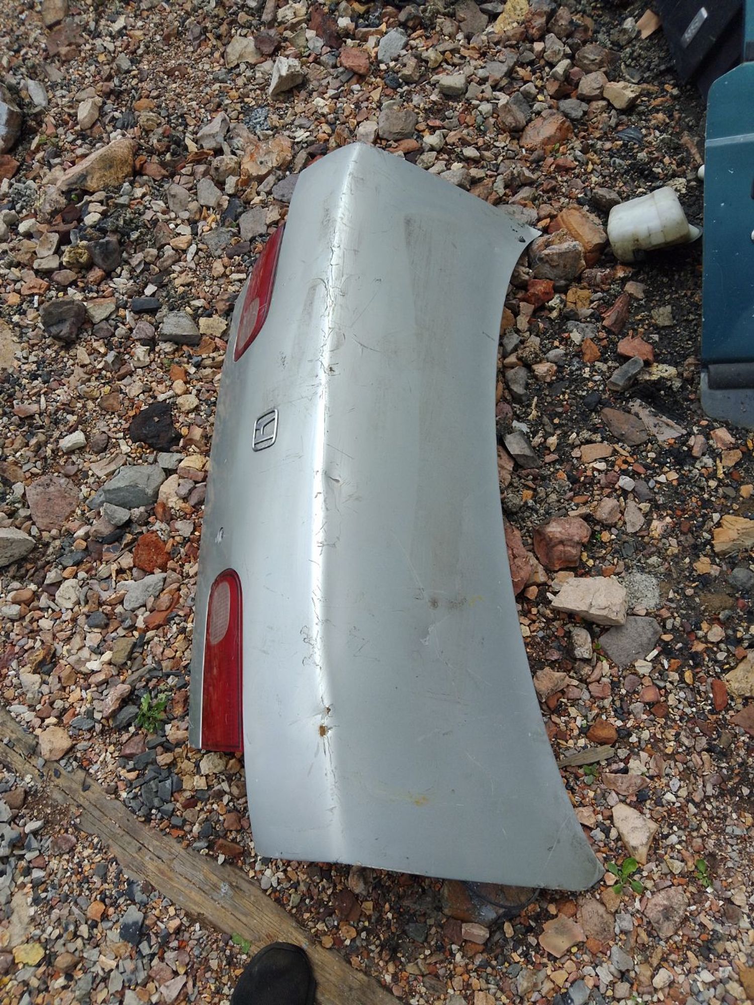 https://ycs.partsauto.market/partsauto-images/thmbs/userImages/7ed63c96fe685f431889ec34ef8f13b8/part/25d6a126-e0c7-43ec-b2ff-6e70ce50cade_1785046250366.jpg