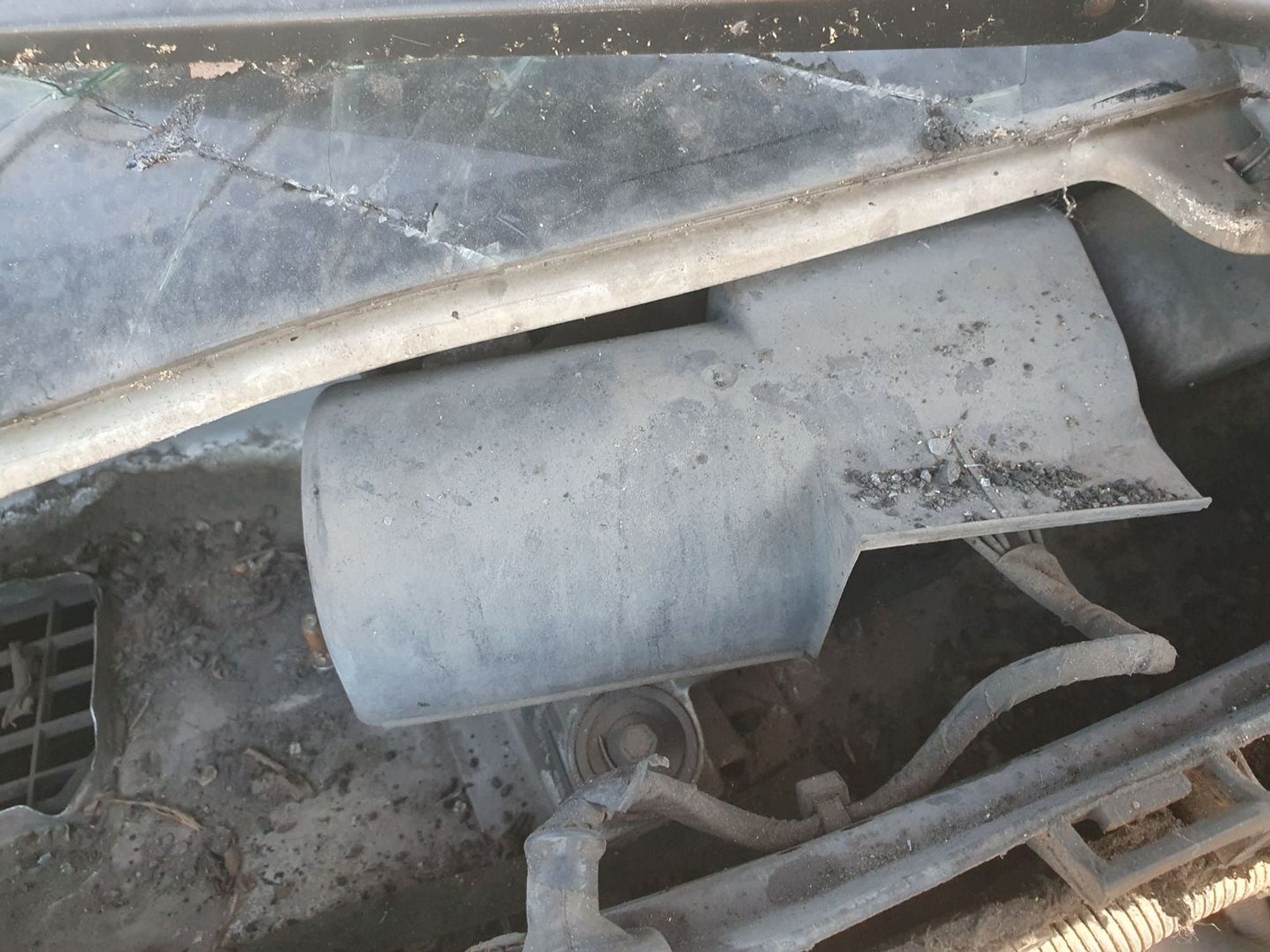 https://ycs.partsauto.market/partsauto-images/thmbs/userImages/7ed63c96fe685f431889ec34ef8f13b8/part/26de758b-942b-4c9e-ab9d-0449f538e9d2_1781860072962.jpg