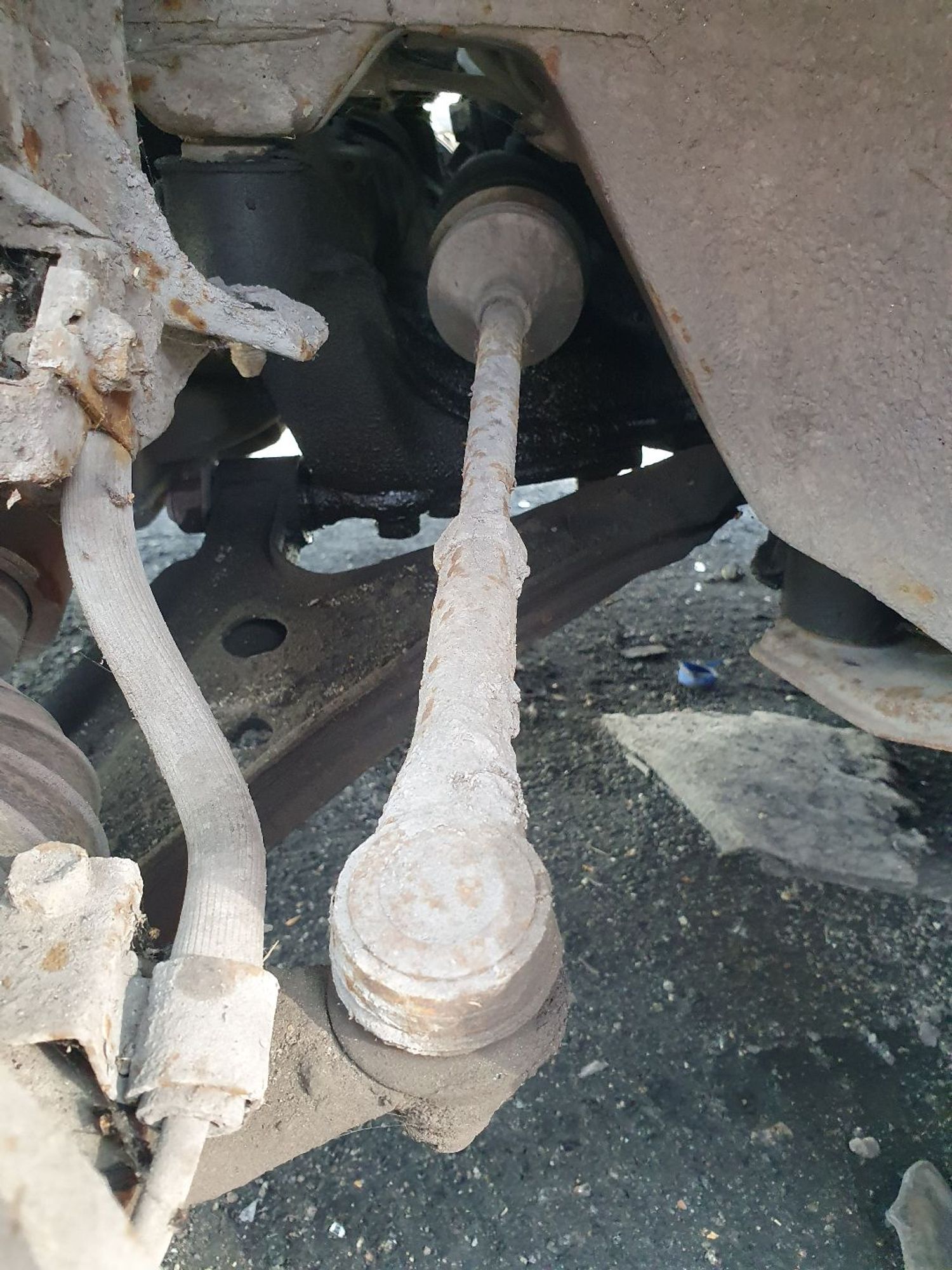 https://ycs.partsauto.market/partsauto-images/thmbs/userImages/7ed63c96fe685f431889ec34ef8f13b8/part/27218d74-fffd-44b1-90b2-45a567e898bd_1779885242436.jpg