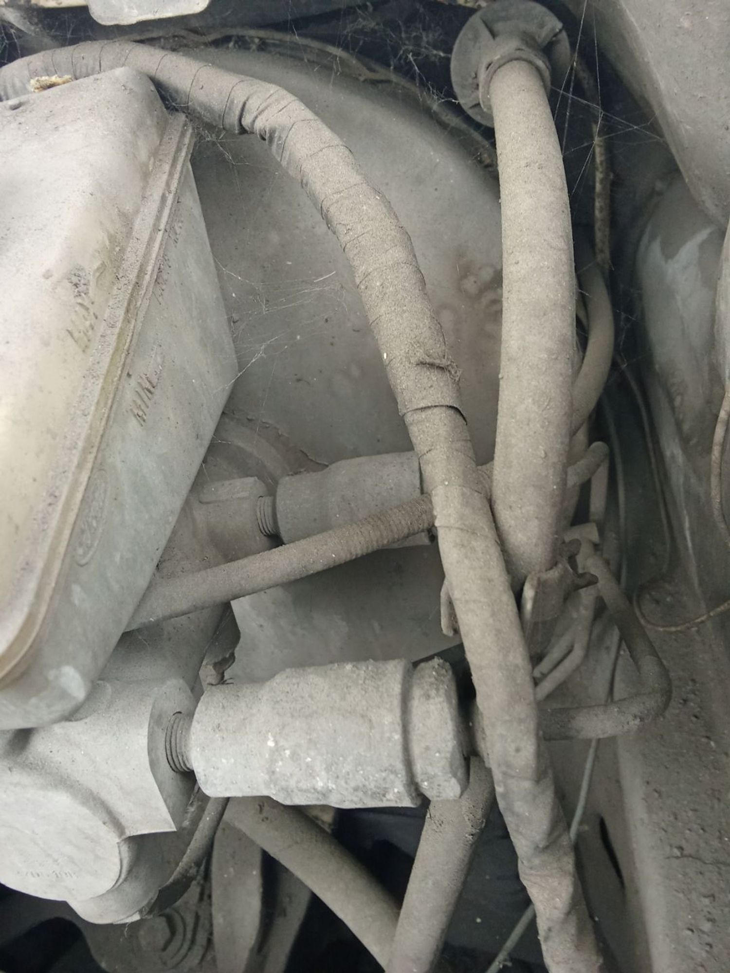 https://ycs.partsauto.market/partsauto-images/thmbs/userImages/7ed63c96fe685f431889ec34ef8f13b8/part/27534528-36a6-4361-9722-3420378e27c4_1779002898228.jpg