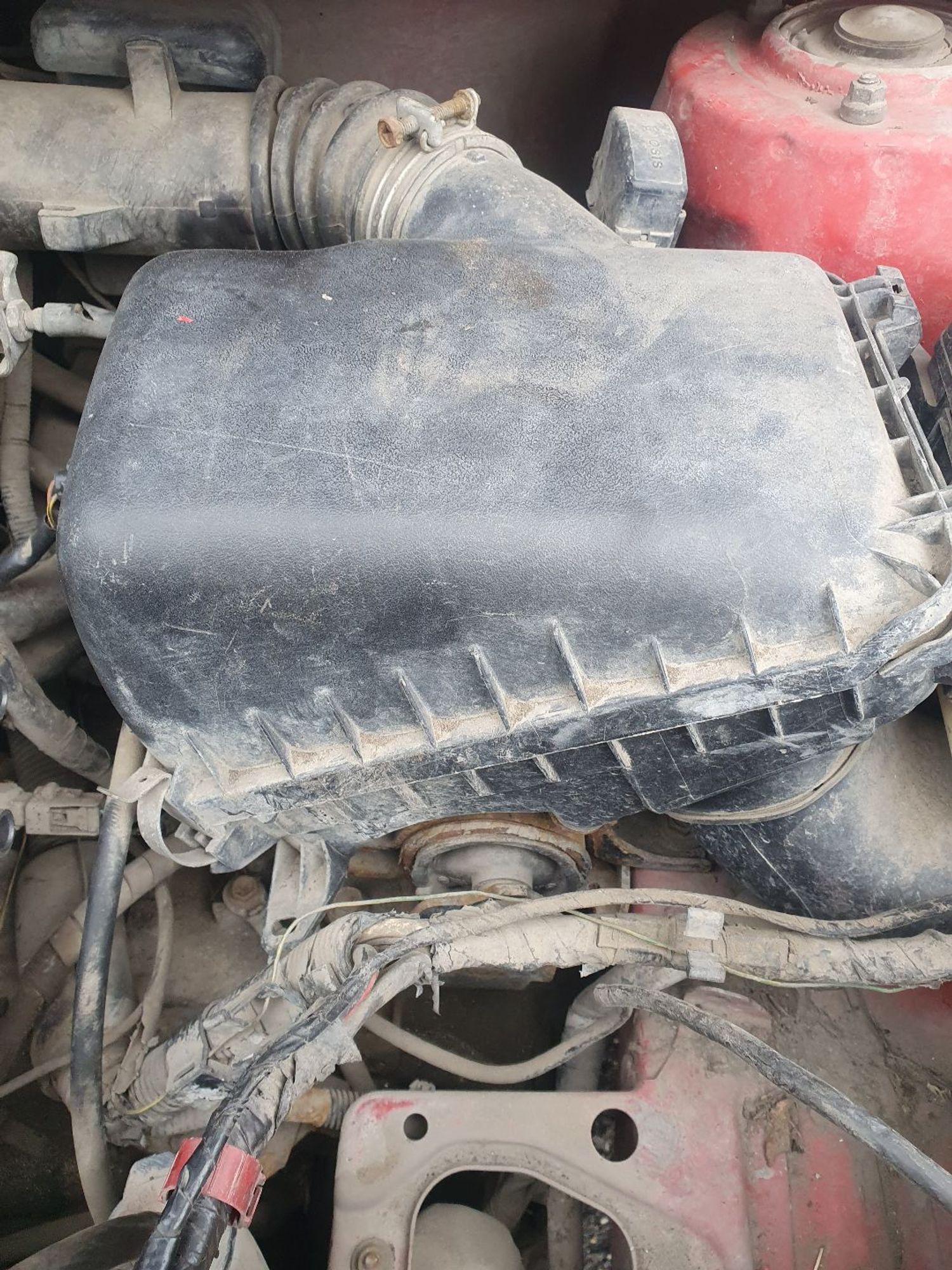 https://ycs.partsauto.market/partsauto-images/thmbs/userImages/7ed63c96fe685f431889ec34ef8f13b8/part/2798c524-c3c2-4627-add2-785201cef7f7_1779352724934.jpg