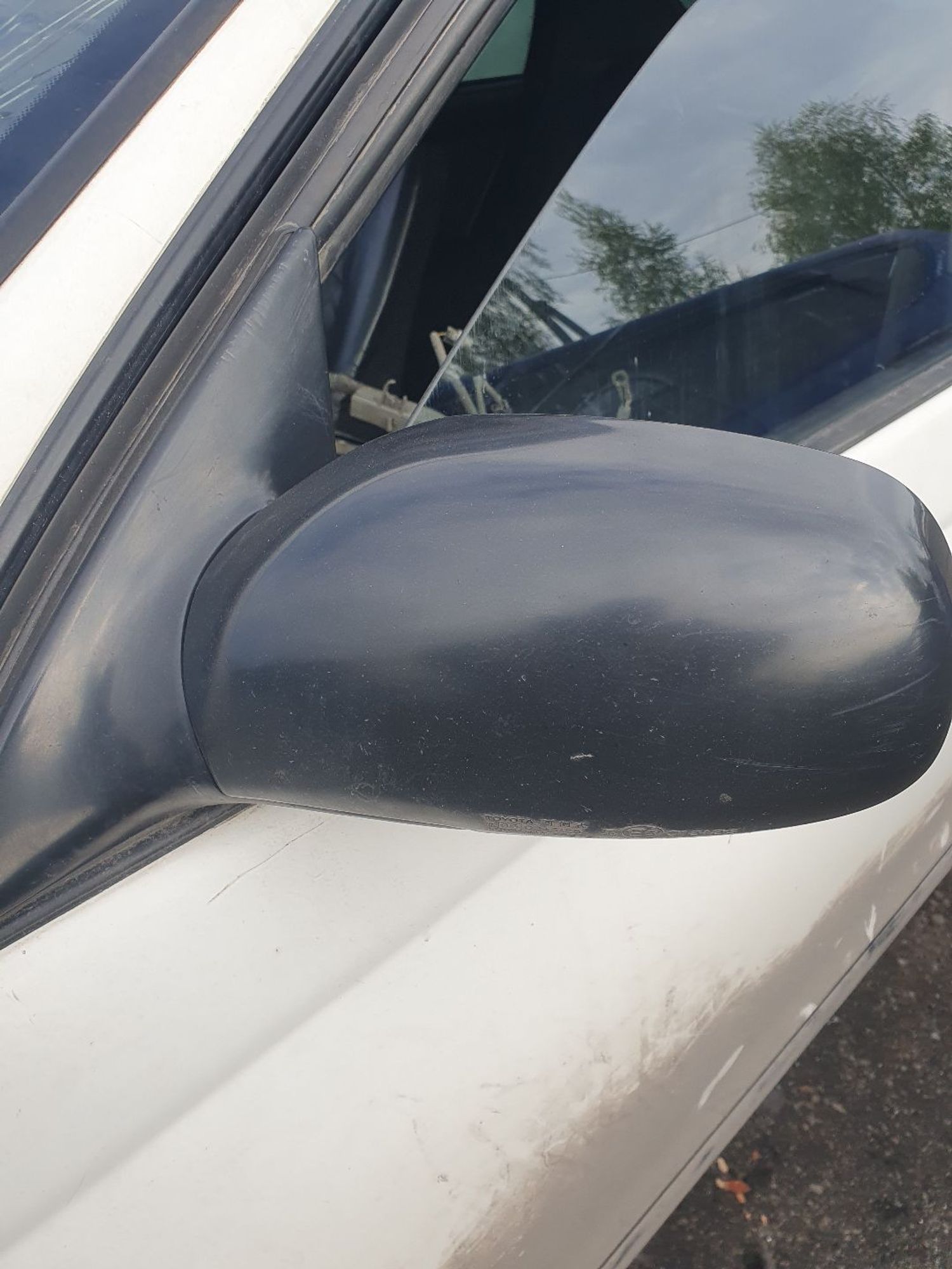 https://ycs.partsauto.market/partsauto-images/thmbs/userImages/7ed63c96fe685f431889ec34ef8f13b8/part/294b1e13-c691-415f-8a5d-9f66a7be1d9b_1778813789363.jpg