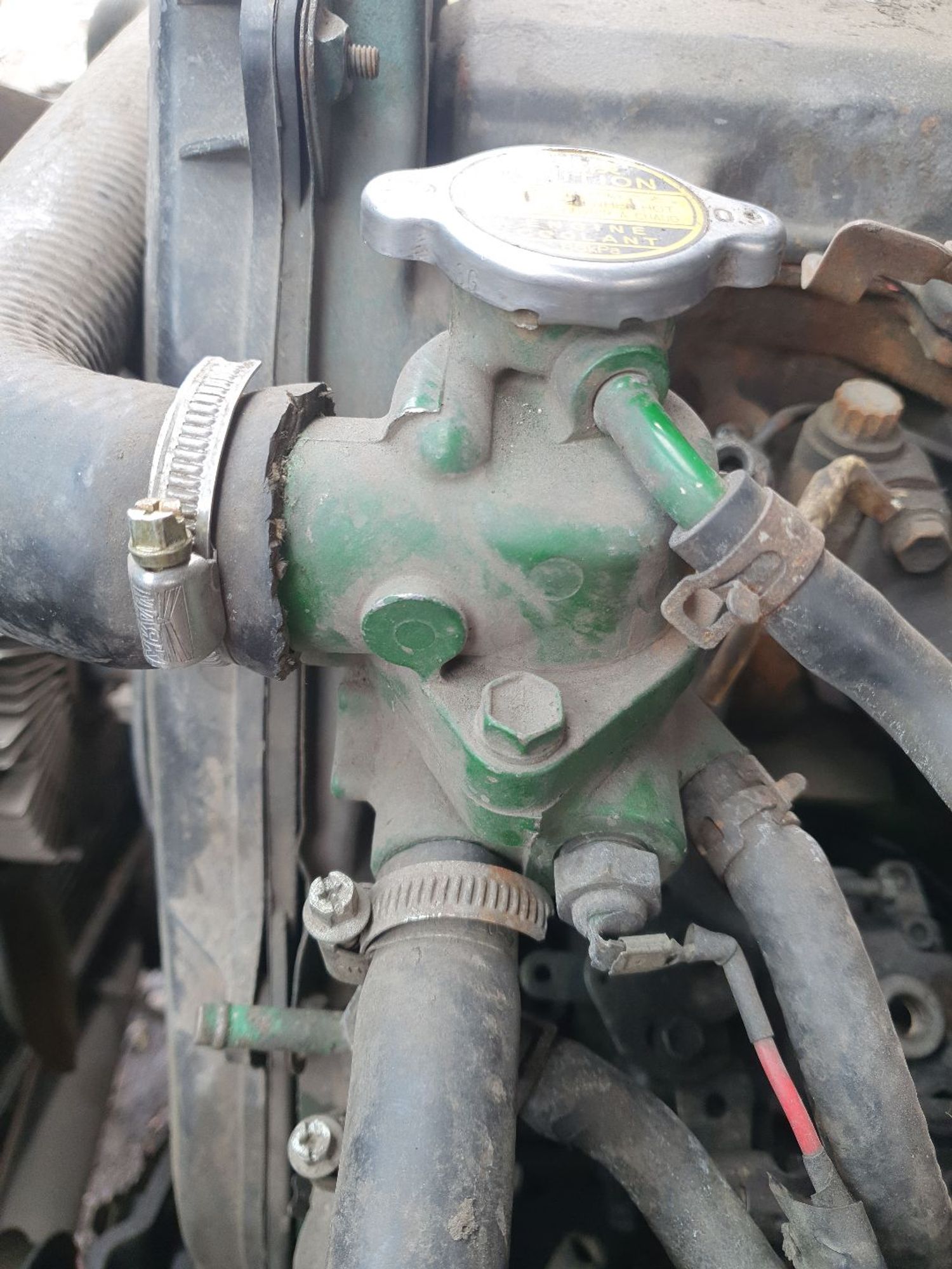https://ycs.partsauto.market/partsauto-images/thmbs/userImages/7ed63c96fe685f431889ec34ef8f13b8/part/2b9fc15c-d980-4e17-aaab-8a490a01cde4_1778732388066.jpg