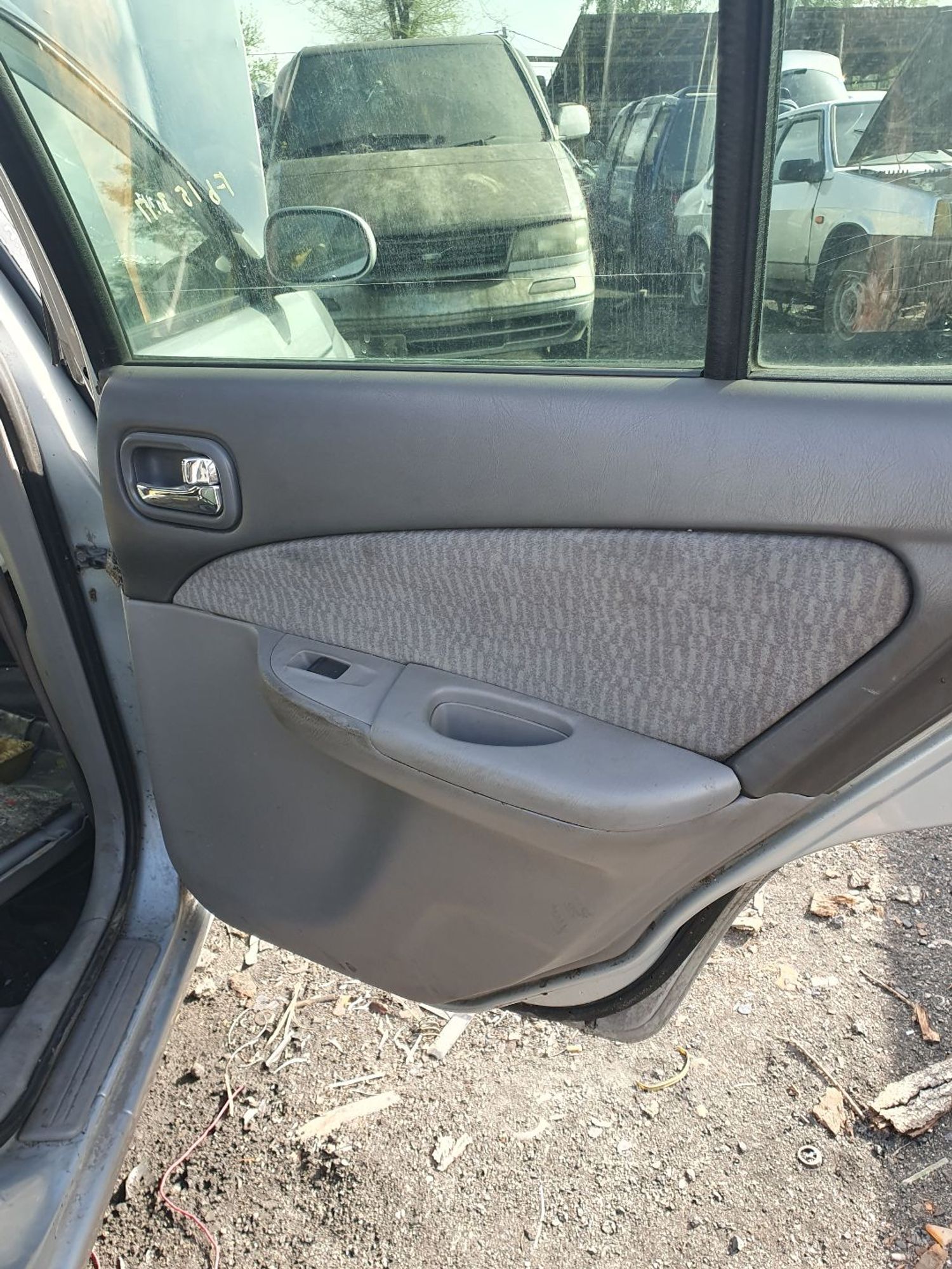 https://ycs.partsauto.market/partsauto-images/thmbs/userImages/7ed63c96fe685f431889ec34ef8f13b8/part/2dc88e1c-420f-4d58-8066-6672ab44be3b_1778581595739.jpg