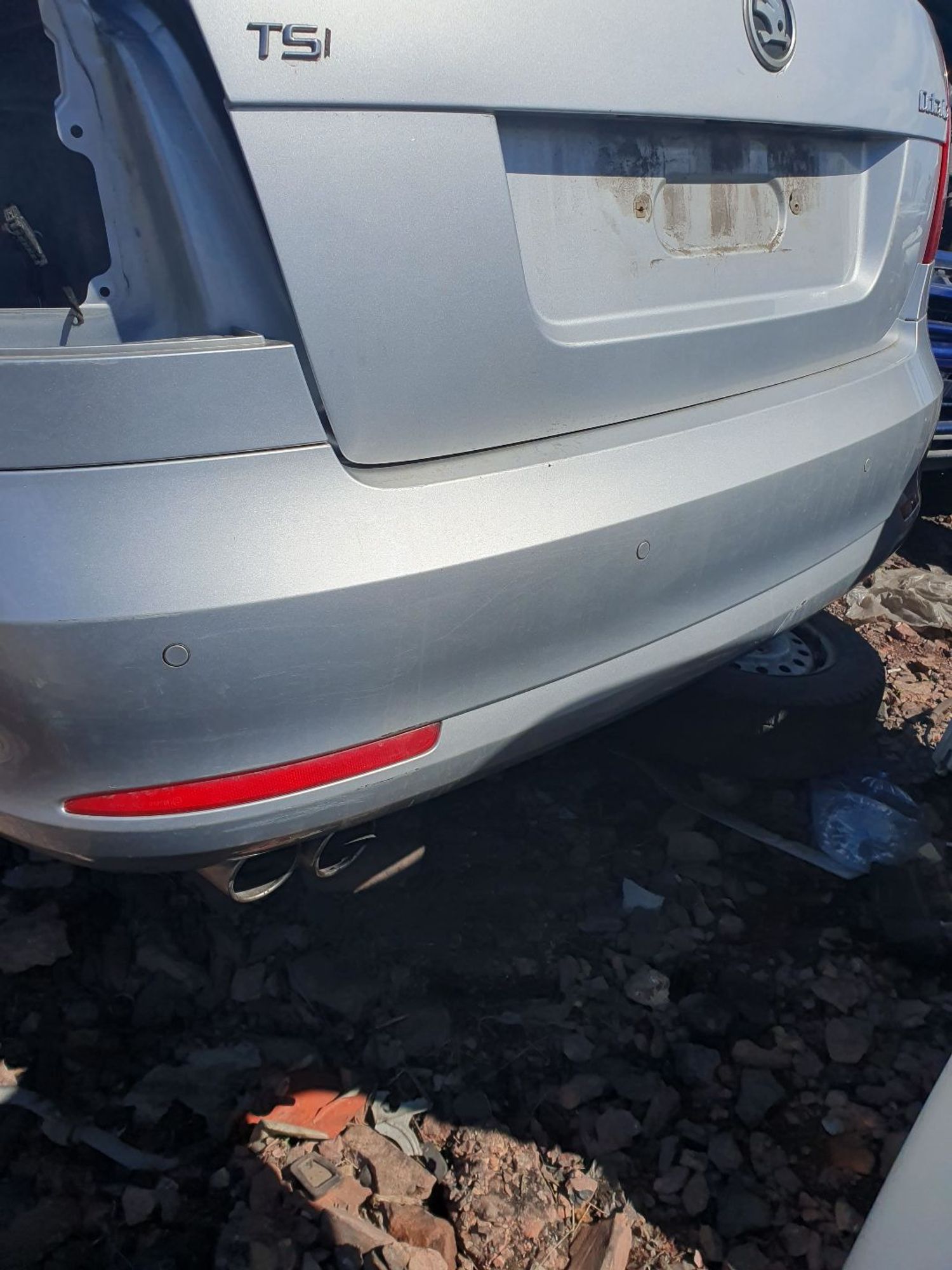https://ycs.partsauto.market/partsauto-images/thmbs/userImages/7ed63c96fe685f431889ec34ef8f13b8/part/2ef8322a-445a-448d-be06-764f196eea39_1779168759464.jpg