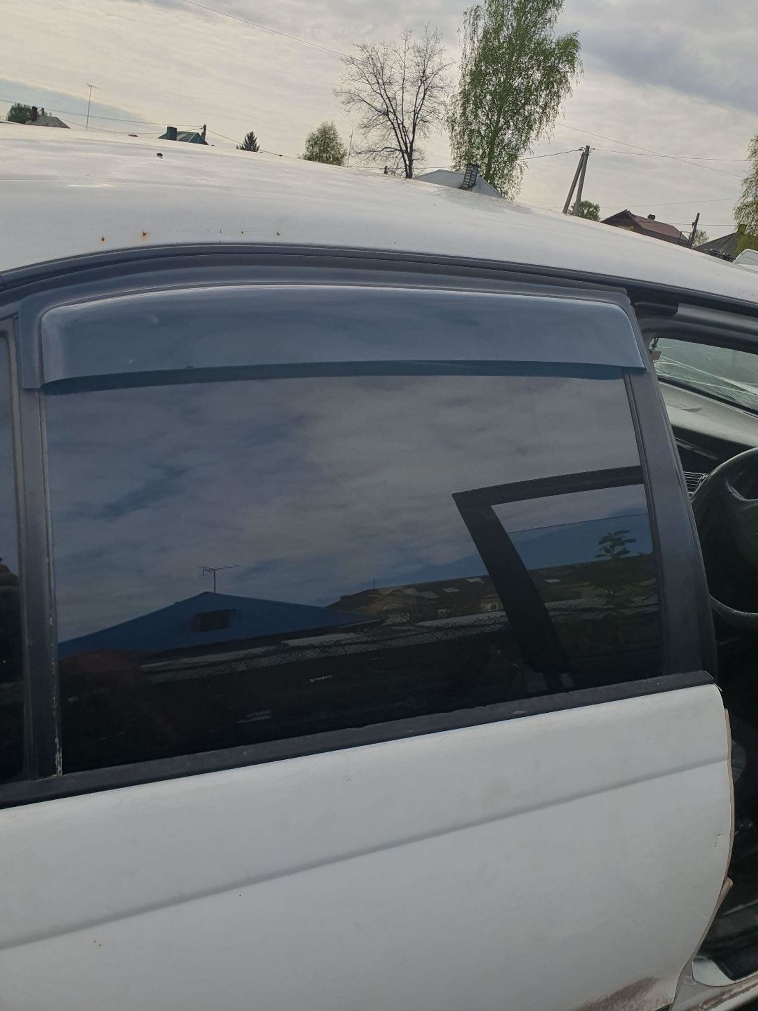 https://ycs.partsauto.market/partsauto-images/thmbs/userImages/7ed63c96fe685f431889ec34ef8f13b8/part/2ff37deb-f17c-4d5b-9d73-d94b3e2dc1de_1778814690019.jpg