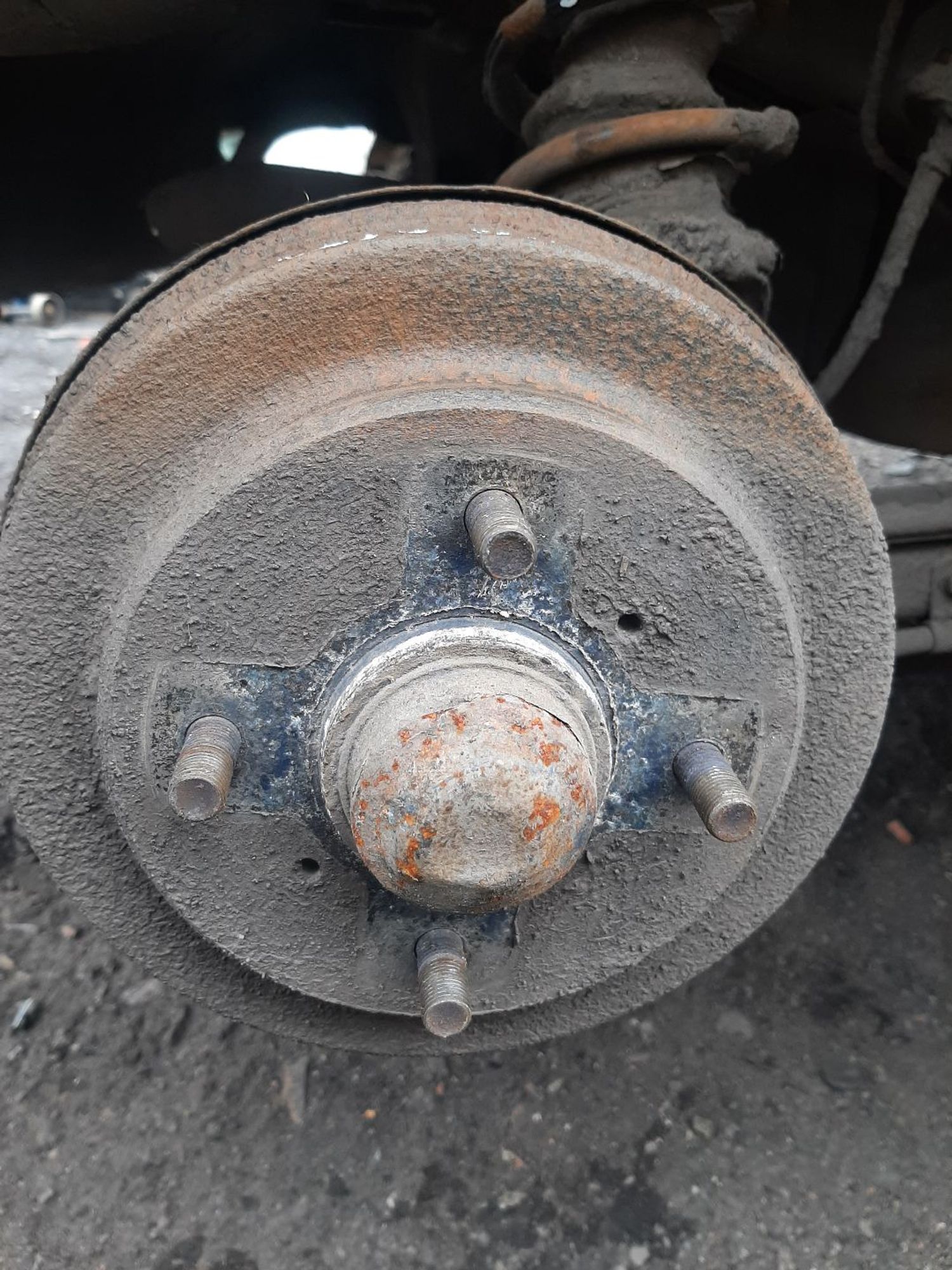 https://ycs.partsauto.market/partsauto-images/thmbs/userImages/7ed63c96fe685f431889ec34ef8f13b8/part/3027b4ac-898d-4fe1-a462-b293b08618f6_1775998365273.jpg