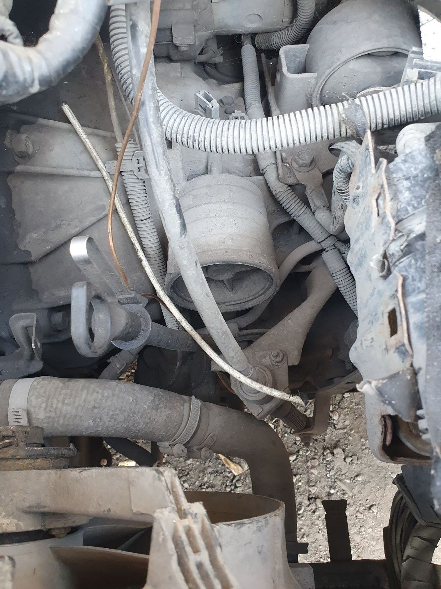 https://ycs.partsauto.market/partsauto-images/thmbs/userImages/7ed63c96fe685f431889ec34ef8f13b8/part/302d165d-fa13-43fd-a5c9-184c5b5a1c93_1789208046644.jpg