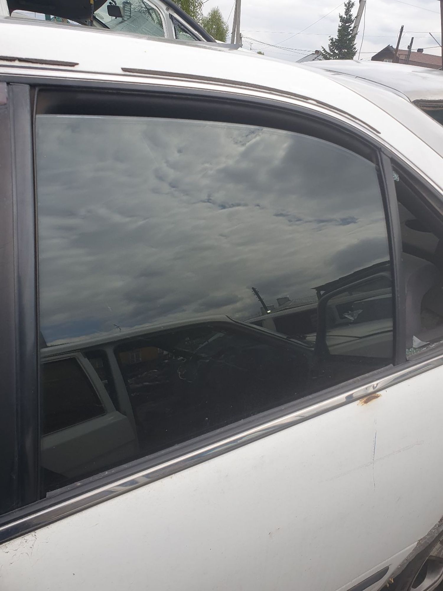 https://ycs.partsauto.market/partsauto-images/thmbs/userImages/7ed63c96fe685f431889ec34ef8f13b8/part/30cc279a-f8a3-4797-8158-9891d8d6b08f_1778746637596.jpg