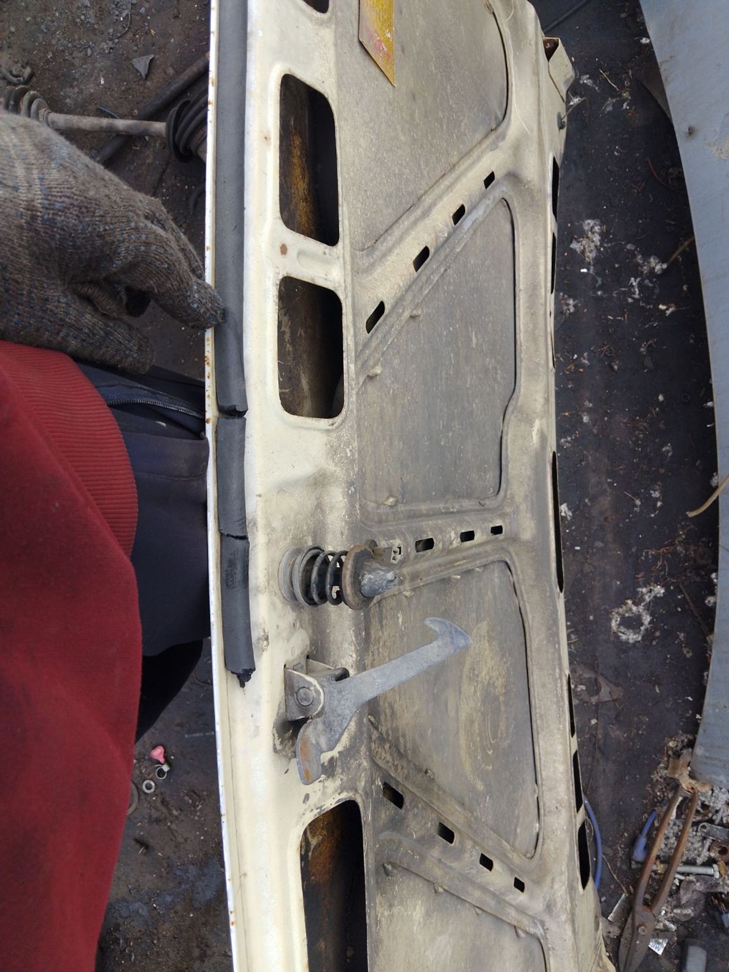 https://ycs.partsauto.market/partsauto-images/thmbs/userImages/7ed63c96fe685f431889ec34ef8f13b8/part/30ccc249-e853-4a42-9b9d-048463fb8e59_1783762853459.jpg