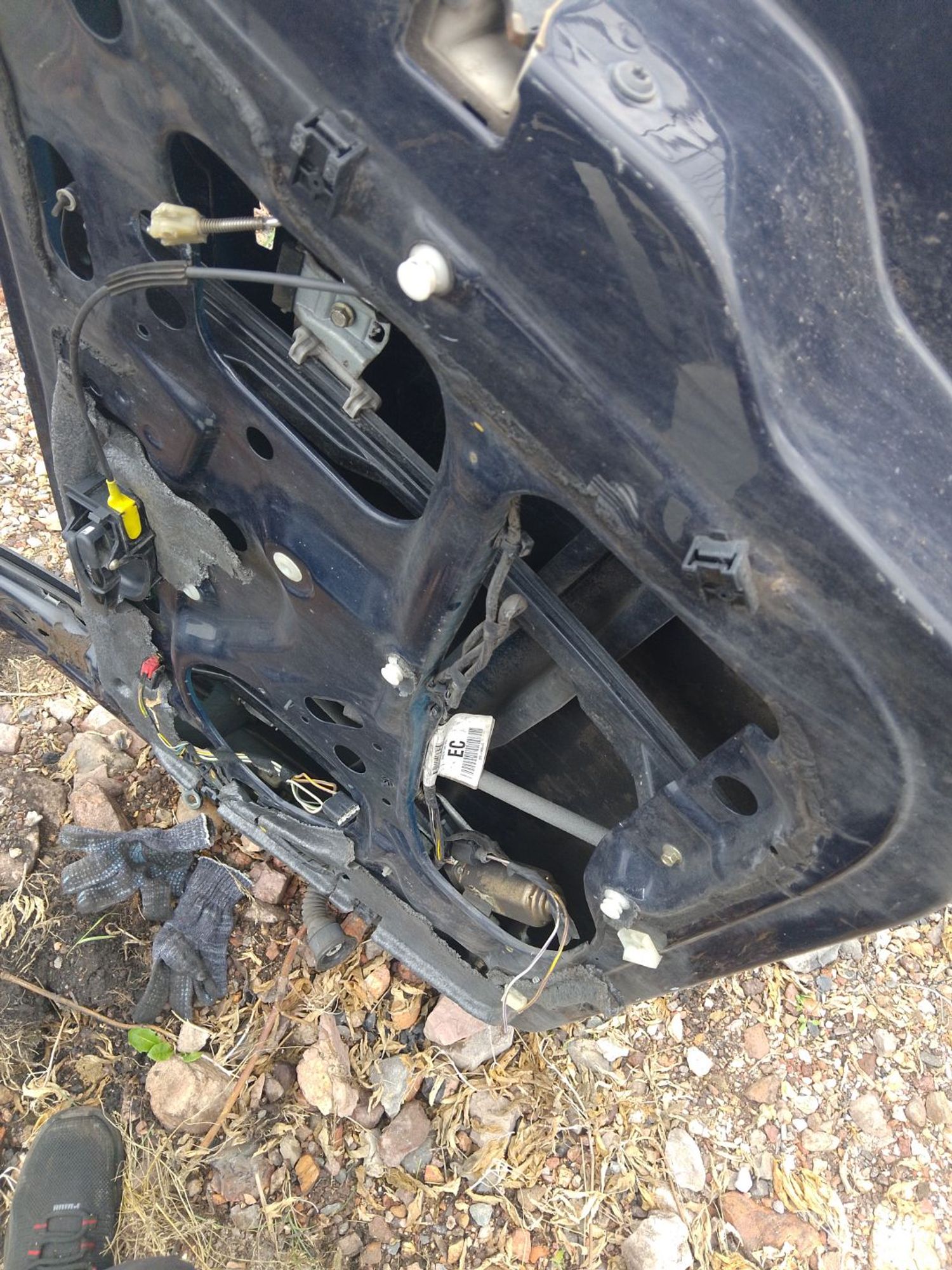 https://ycs.partsauto.market/partsauto-images/thmbs/userImages/7ed63c96fe685f431889ec34ef8f13b8/part/323660f7-be60-4491-8f2c-ad6002cc2640_1783748857086.jpg