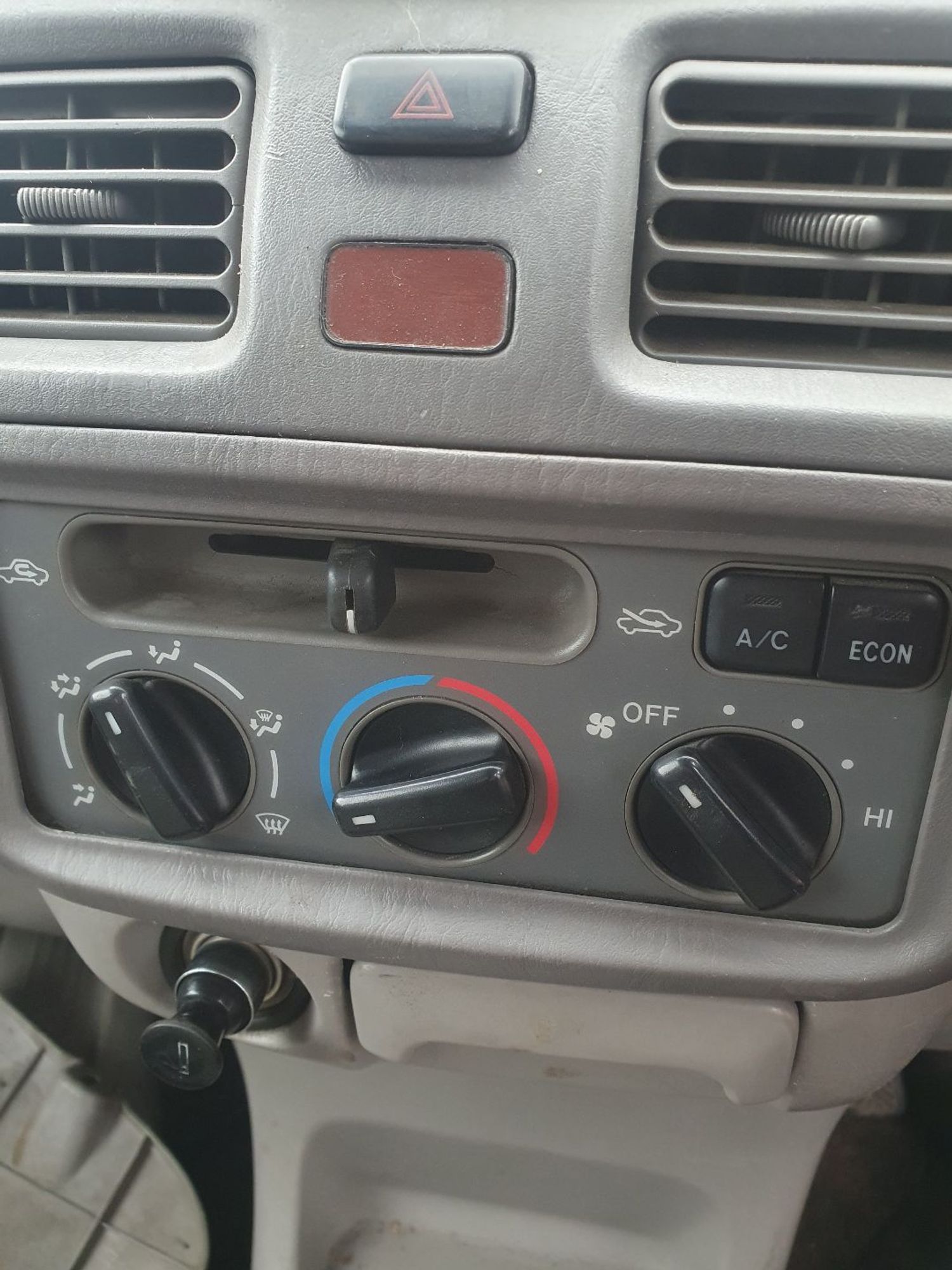 https://ycs.partsauto.market/partsauto-images/thmbs/userImages/7ed63c96fe685f431889ec34ef8f13b8/part/3337a4d6-64d8-4440-96d9-5b57afd3caaf_1779353921640.jpg