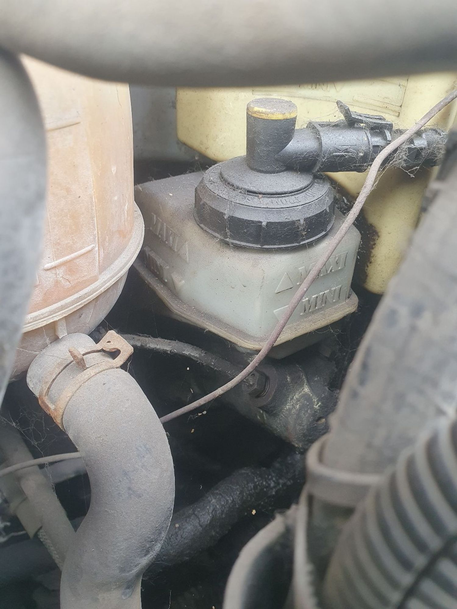 https://ycs.partsauto.market/partsauto-images/thmbs/userImages/7ed63c96fe685f431889ec34ef8f13b8/part/346d320b-de54-48d1-b9a7-706e144450b0_1786340773815.jpg