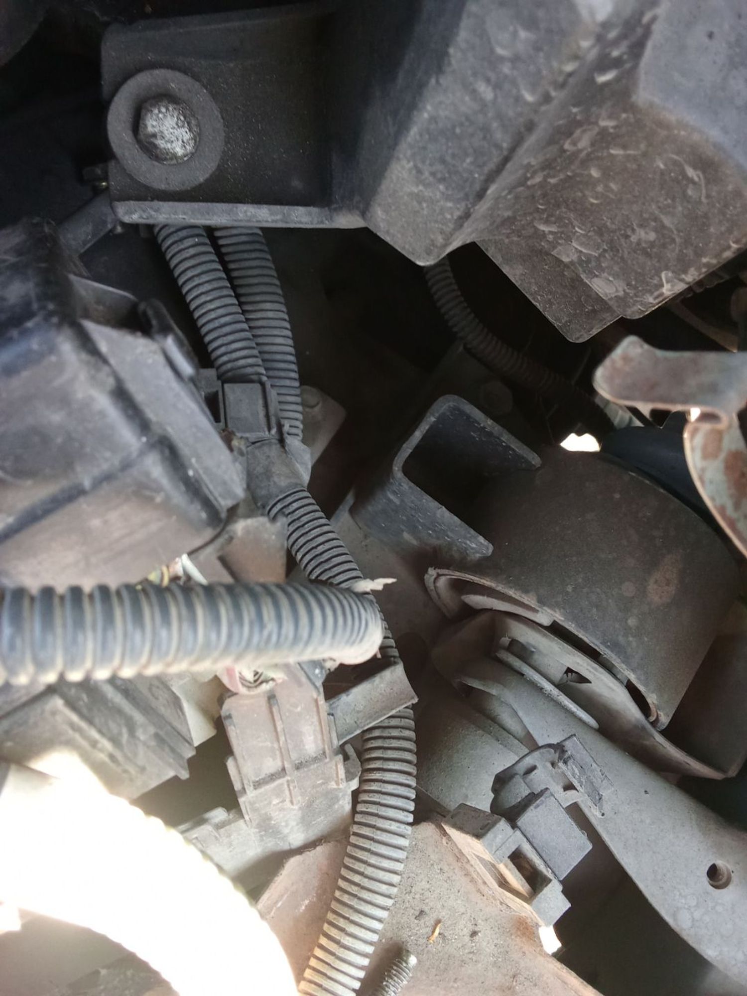 https://ycs.partsauto.market/partsauto-images/thmbs/userImages/7ed63c96fe685f431889ec34ef8f13b8/part/3706f399-c7ac-4275-920e-6f4dd1ada0be_1780380560216.jpg