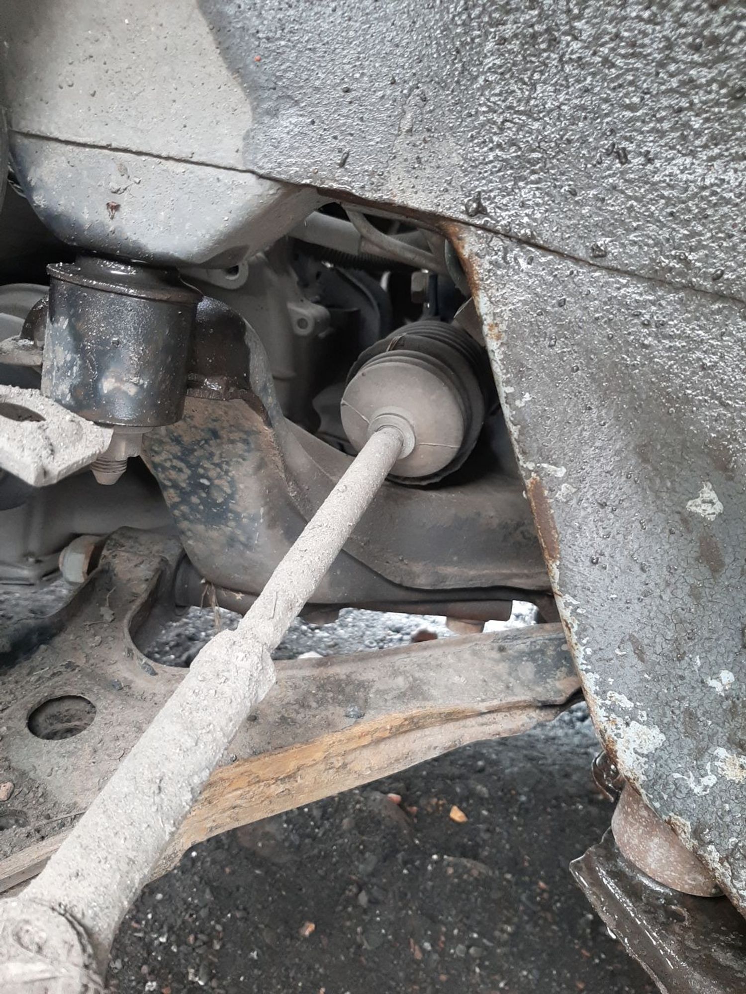 https://ycs.partsauto.market/partsauto-images/thmbs/userImages/7ed63c96fe685f431889ec34ef8f13b8/part/3b226936-f7c5-4d9a-84c0-1e35fd978ddc_1776055148275.jpg