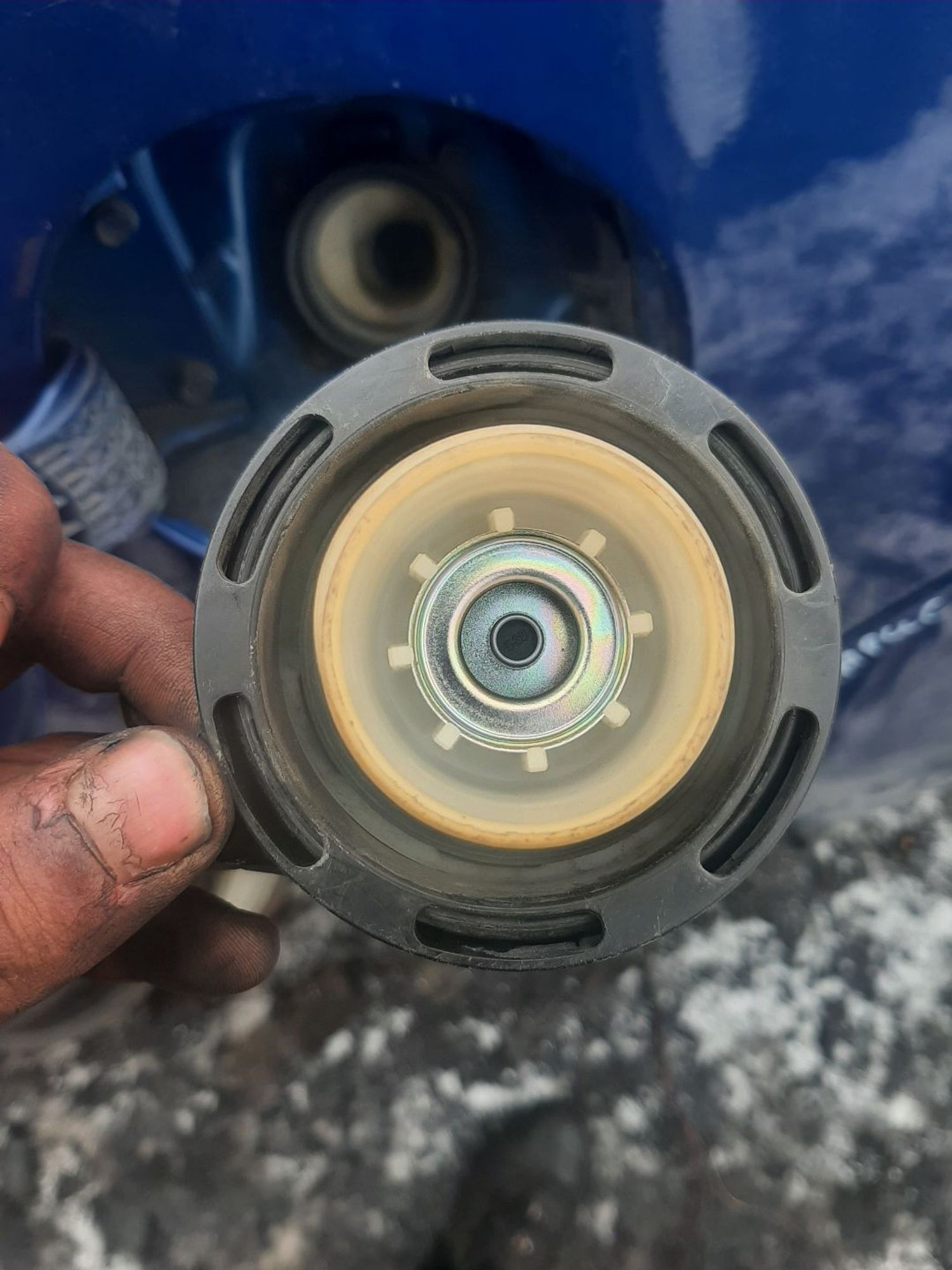 https://ycs.partsauto.market/partsauto-images/thmbs/userImages/7ed63c96fe685f431889ec34ef8f13b8/part/3bd6ccad-4dbc-4886-b0ce-2315240cc61d_1774345086658.jpg