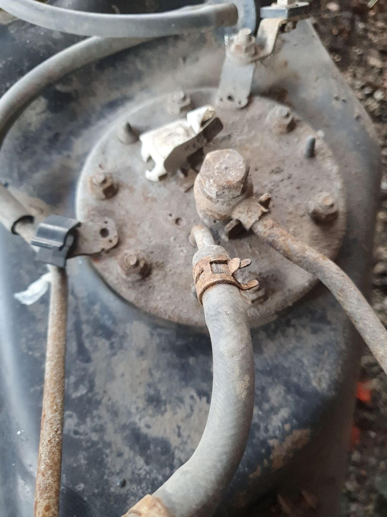 https://ycs.partsauto.market/partsauto-images/thmbs/userImages/7ed63c96fe685f431889ec34ef8f13b8/part/3eb10391-e92e-477e-9ef3-8842c61170bd_1786012130686.jpg