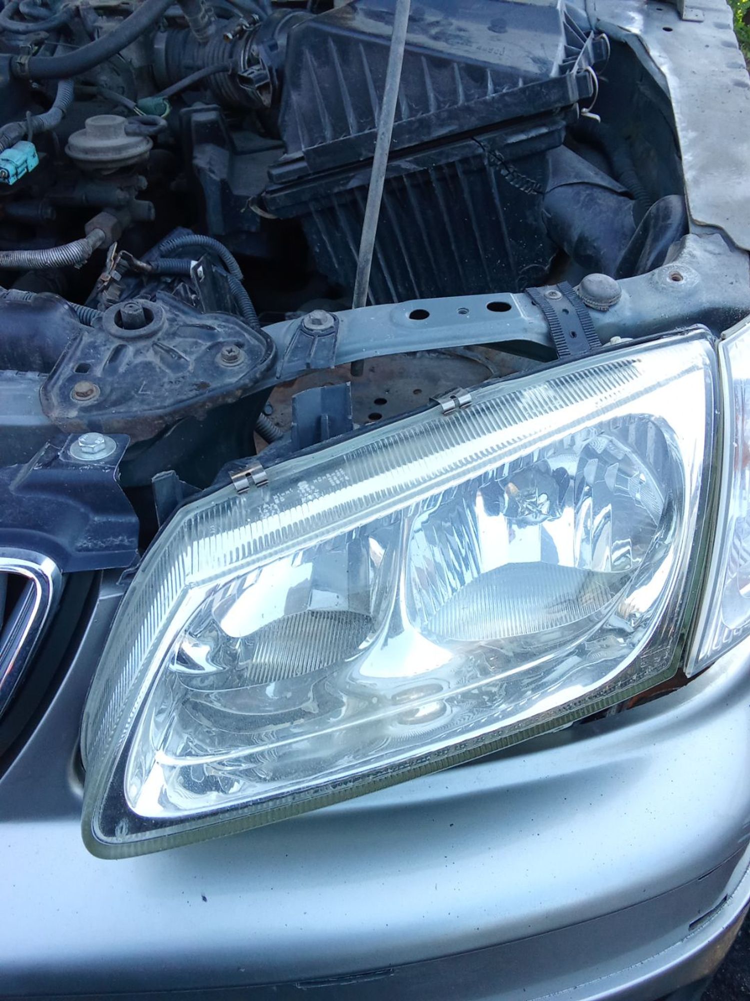 https://ycs.partsauto.market/partsauto-images/thmbs/userImages/7ed63c96fe685f431889ec34ef8f13b8/part/3f506407-9eb0-45b7-8ae1-39a9d8397608_1780368142961.jpg