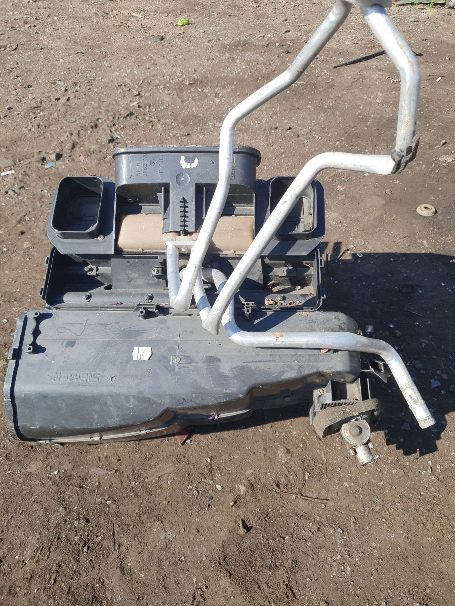 https://ycs.partsauto.market/partsauto-images/thmbs/userImages/7ed63c96fe685f431889ec34ef8f13b8/part/3fe5e7fb-86fb-4a30-a16d-4a8ec0a4e940_1786763930397.jpg