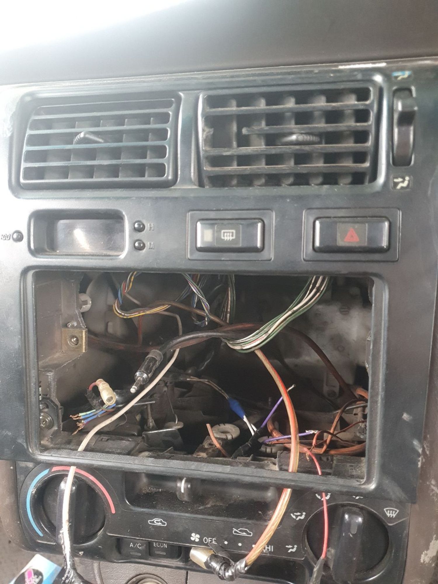 https://ycs.partsauto.market/partsauto-images/thmbs/userImages/7ed63c96fe685f431889ec34ef8f13b8/part/3fef7317-fed1-4cef-a6ef-b4094ebd0471_1778833653730.jpg