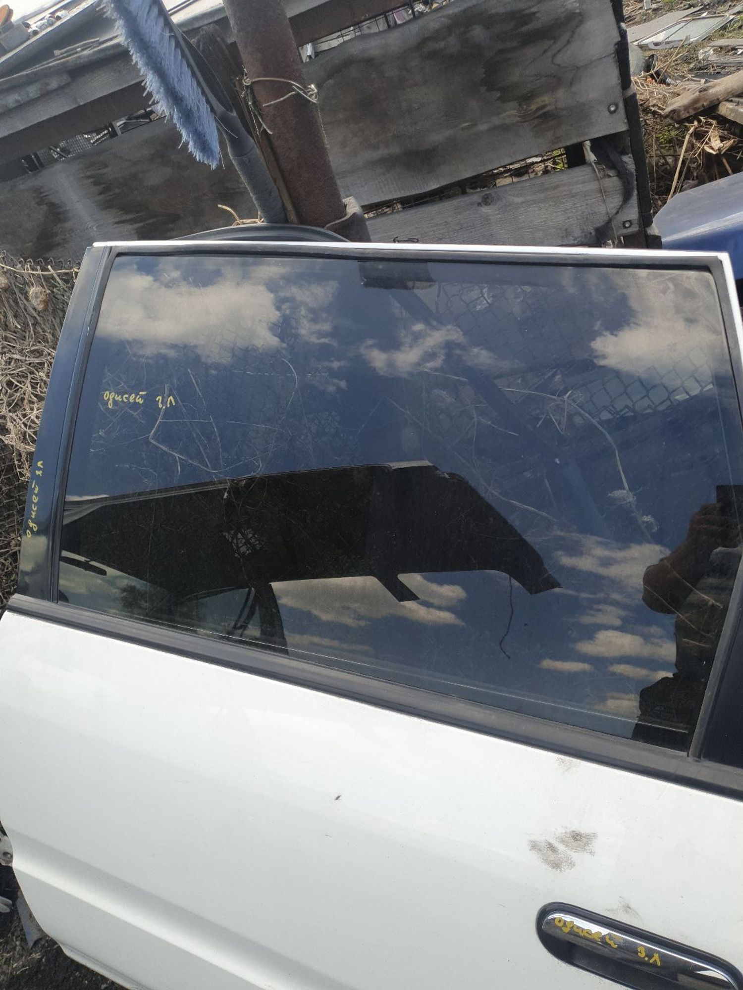 https://ycs.partsauto.market/partsauto-images/thmbs/userImages/7ed63c96fe685f431889ec34ef8f13b8/part/40267623-3428-4512-862b-bff668b200f1_1778316656228.jpg