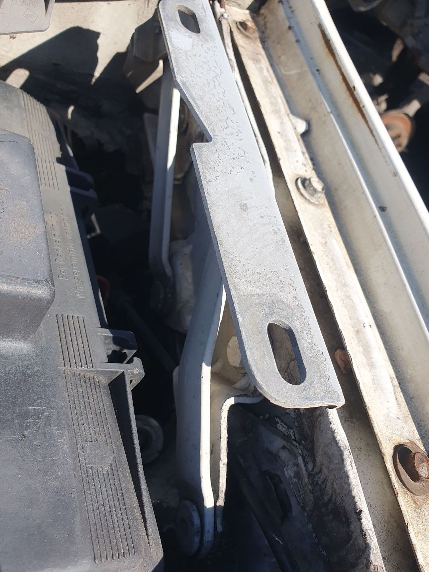 https://ycs.partsauto.market/partsauto-images/thmbs/userImages/7ed63c96fe685f431889ec34ef8f13b8/part/413f03e6-c087-4577-bf1b-560f6d319867_1779701025466.jpg
