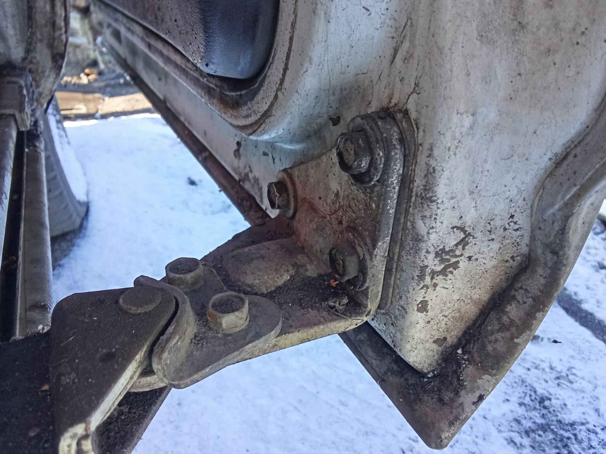 https://ycs.partsauto.market/partsauto-images/thmbs/userImages/7ed63c96fe685f431889ec34ef8f13b8/part/4190e4dc-26db-4cc8-ac71-773c6178cfd2_1778639490363.jpg