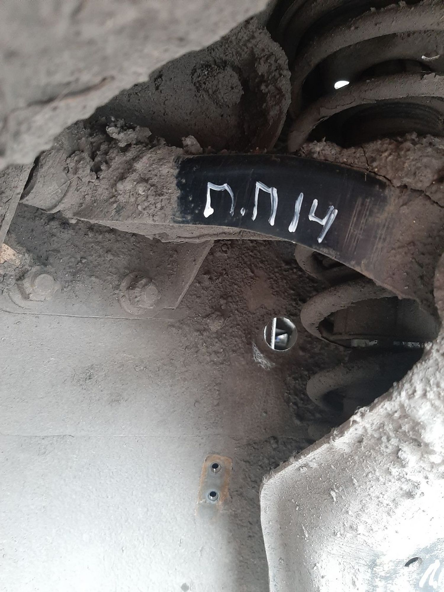 https://ycs.partsauto.market/partsauto-images/thmbs/userImages/7ed63c96fe685f431889ec34ef8f13b8/part/468bbe9c-1e6c-44fd-9c5d-c8e20290821e_1775997914247.jpg