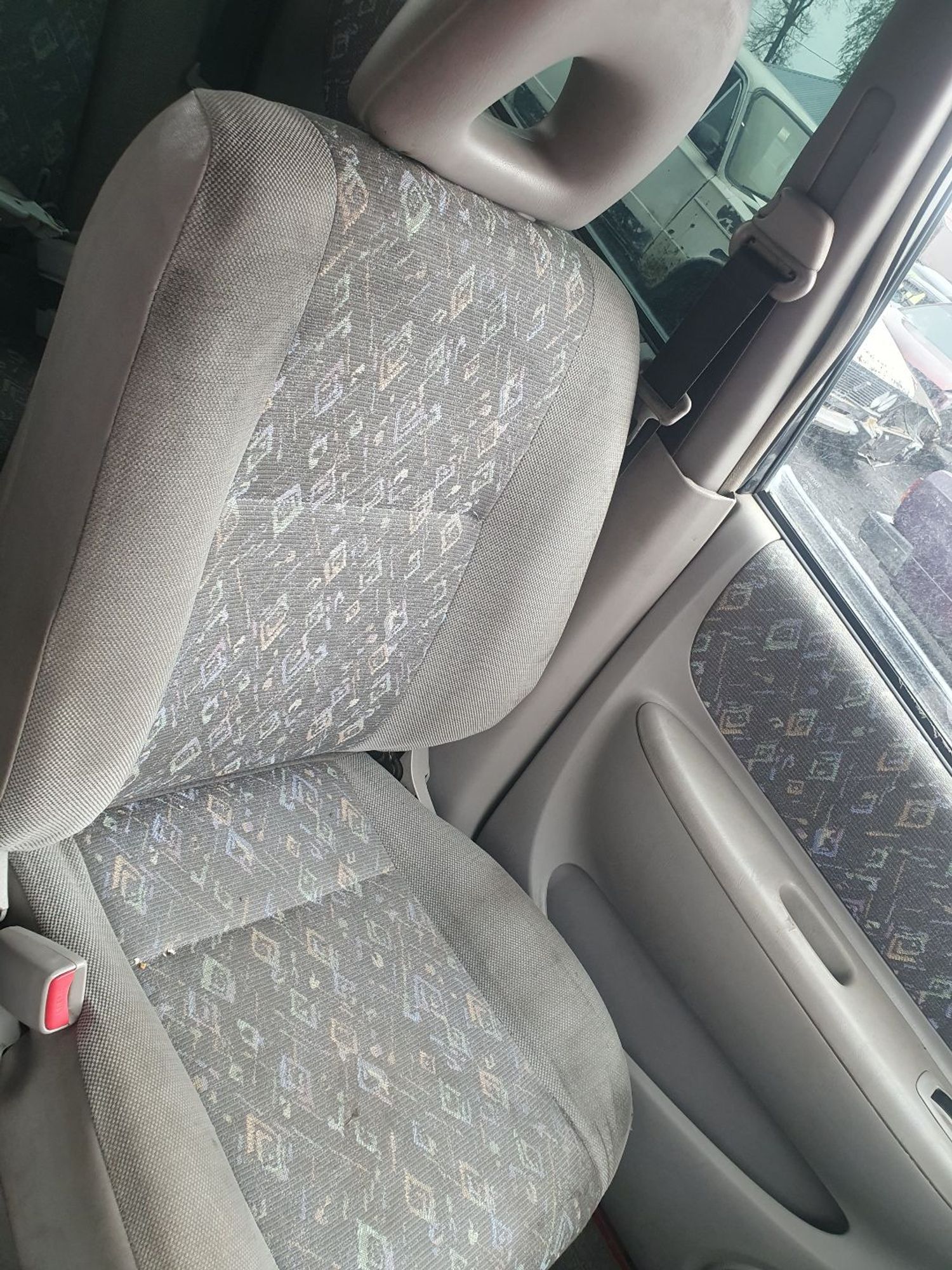 https://ycs.partsauto.market/partsauto-images/thmbs/userImages/7ed63c96fe685f431889ec34ef8f13b8/part/47999a31-91a1-4e03-b719-fe468e5ca046_1779354010802.jpg