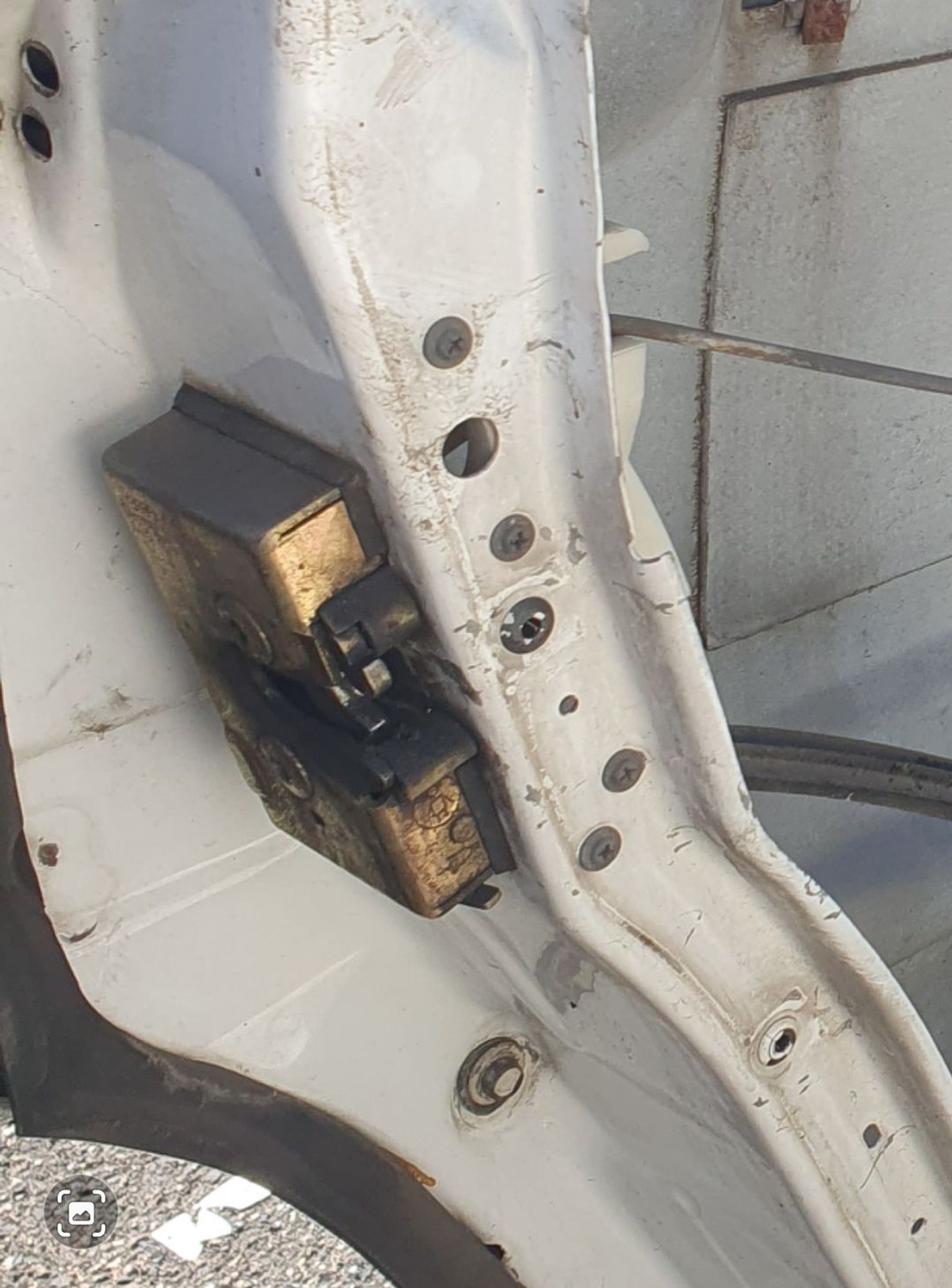 https://ycs.partsauto.market/partsauto-images/thmbs/userImages/7ed63c96fe685f431889ec34ef8f13b8/part/47d697ef-2070-467a-a3d8-0fe7f83f45d8_1779695456912.jpg