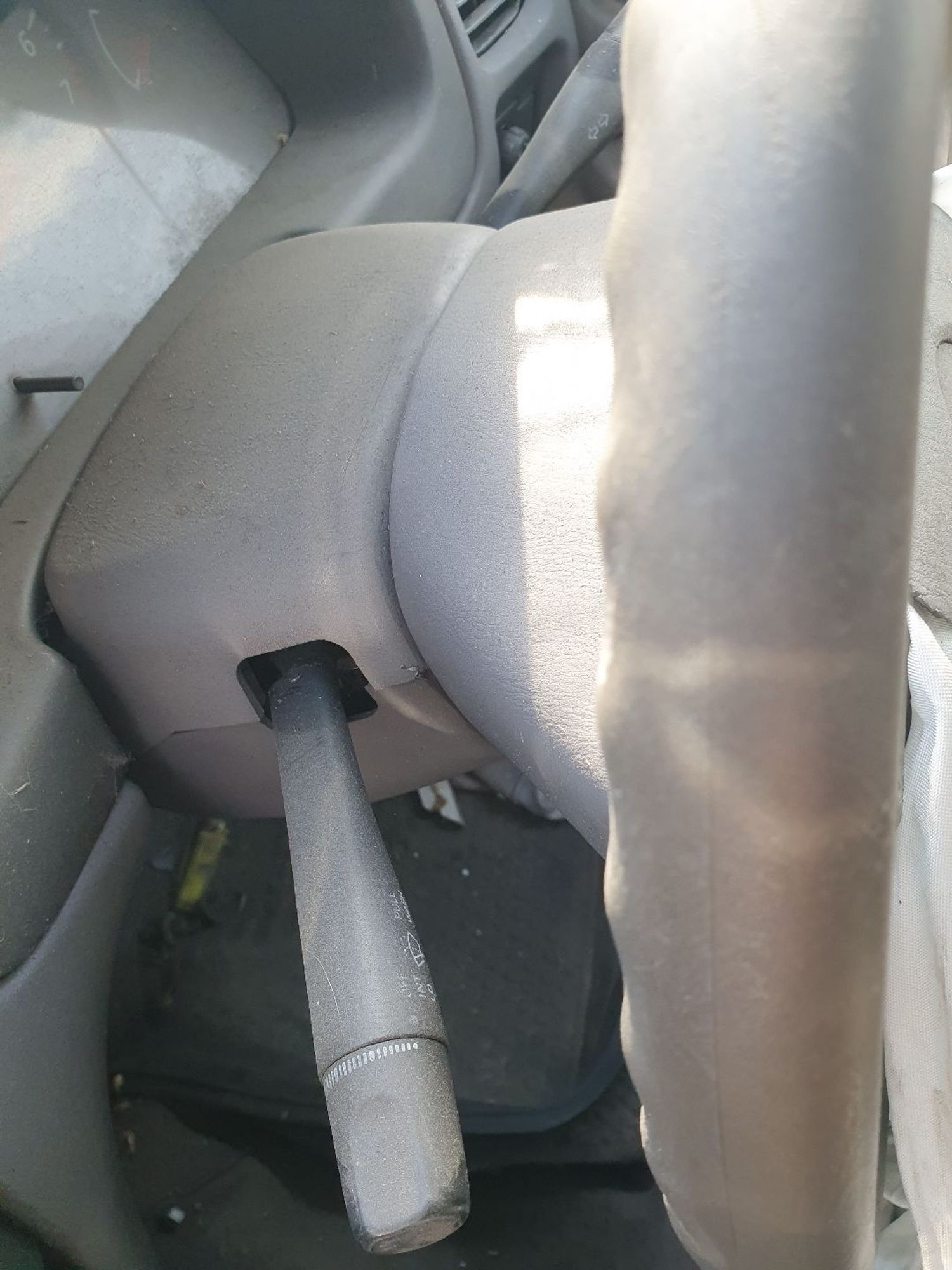 https://ycs.partsauto.market/partsauto-images/thmbs/userImages/7ed63c96fe685f431889ec34ef8f13b8/part/489b2187-6e2f-4282-8ed9-051b4fe0b67b_1778581805982.jpg