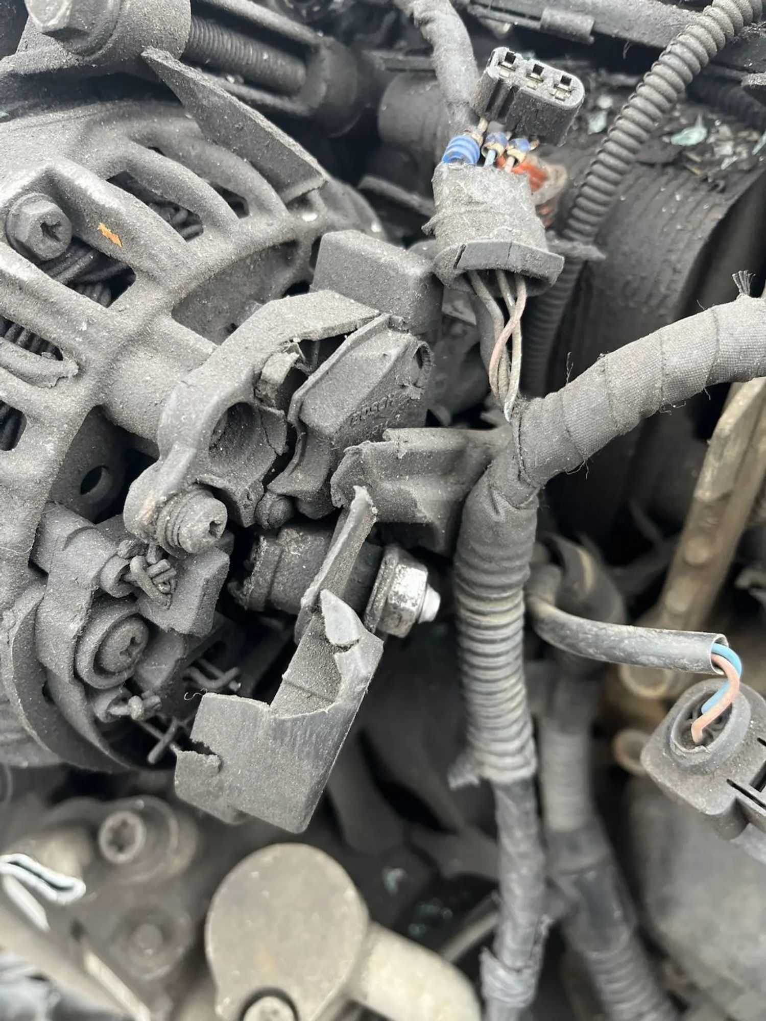 https://ycs.partsauto.market/partsauto-images/thmbs/userImages/7ed63c96fe685f431889ec34ef8f13b8/part/48e51c39-2c44-40f1-9311-0f2e8e9f9ee5_1779165933460.jpg