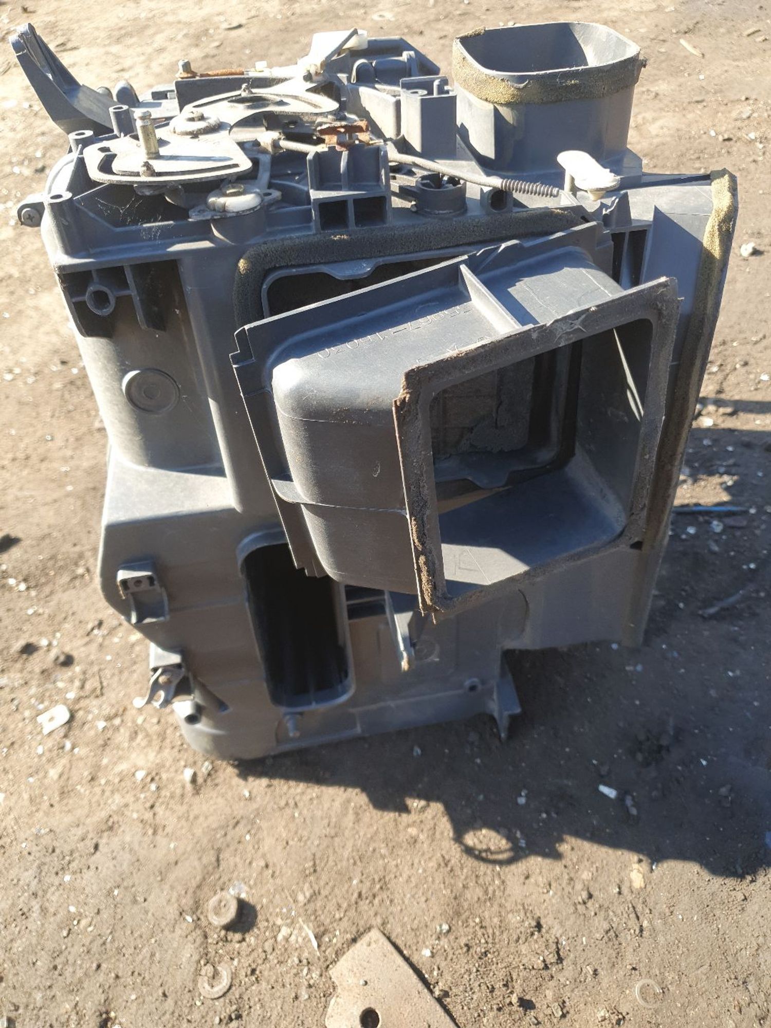 https://ycs.partsauto.market/partsauto-images/thmbs/userImages/7ed63c96fe685f431889ec34ef8f13b8/part/493b8772-494b-4c83-8243-caf4d8e37274_1786701737463.jpg