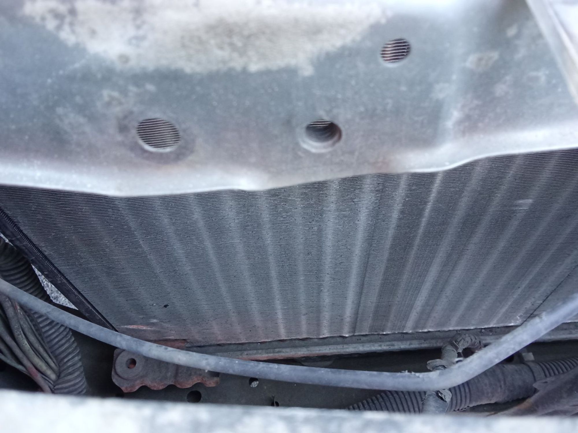 https://ycs.partsauto.market/partsauto-images/thmbs/userImages/7ed63c96fe685f431889ec34ef8f13b8/part/495a42be-a91f-4243-81d3-b480f86ec6d1_1780368745104.jpg