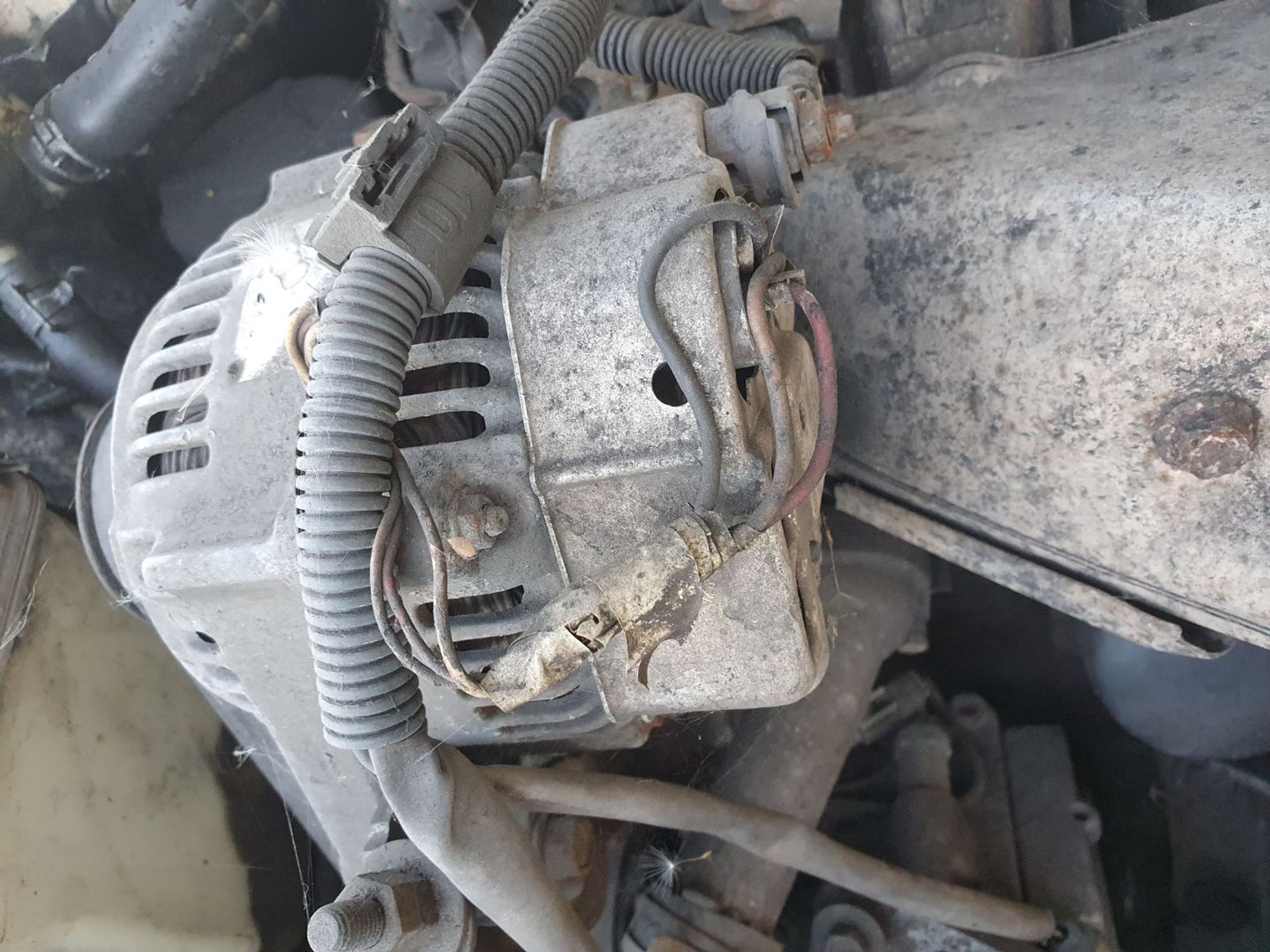 https://ycs.partsauto.market/partsauto-images/thmbs/userImages/7ed63c96fe685f431889ec34ef8f13b8/part/497554e2-bb0b-438b-80e4-12bbd46d5825_1786784241980.jpg