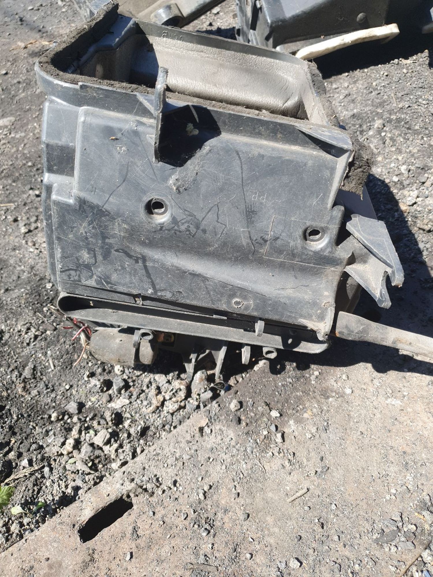 https://ycs.partsauto.market/partsauto-images/thmbs/userImages/7ed63c96fe685f431889ec34ef8f13b8/part/4990068a-4414-4390-9e4b-2c20cf5268cc_1785740031426.jpg