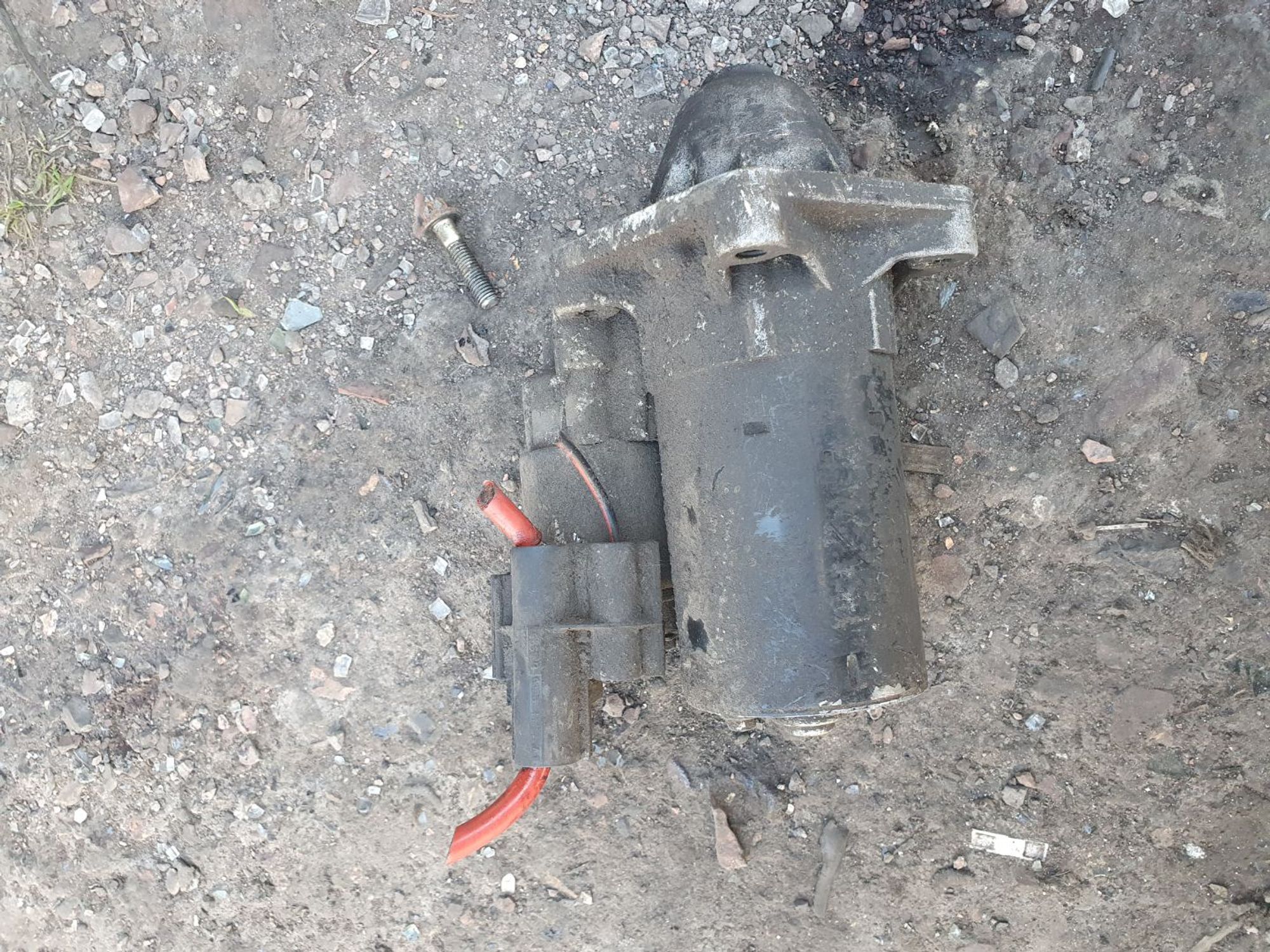 https://ycs.partsauto.market/partsauto-images/thmbs/userImages/7ed63c96fe685f431889ec34ef8f13b8/part/4debcae2-0ccd-4171-9332-27a2d07ccf3e_1781858548730.jpg