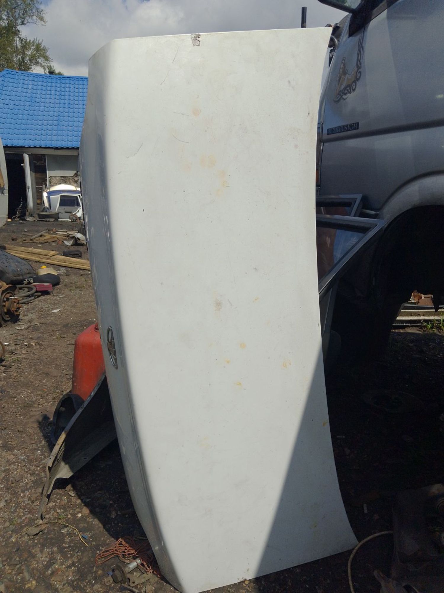 https://ycs.partsauto.market/partsauto-images/thmbs/userImages/7ed63c96fe685f431889ec34ef8f13b8/part/4e0c010e-746c-4a80-892d-135085ab19ed_1785043749196.jpg