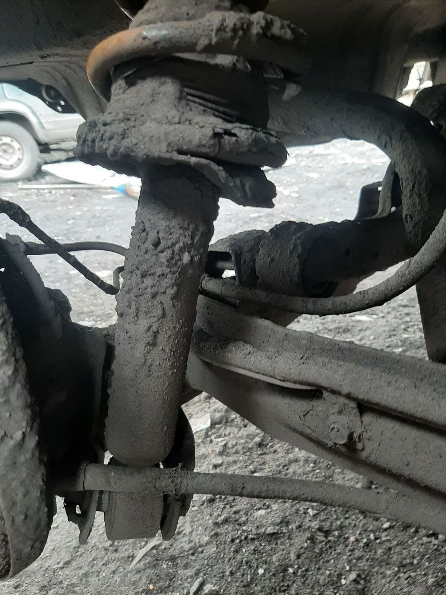 https://ycs.partsauto.market/partsauto-images/thmbs/userImages/7ed63c96fe685f431889ec34ef8f13b8/part/4e74bd7f-0fba-4335-b4c7-f18ac5b82963_1775998423157.jpg