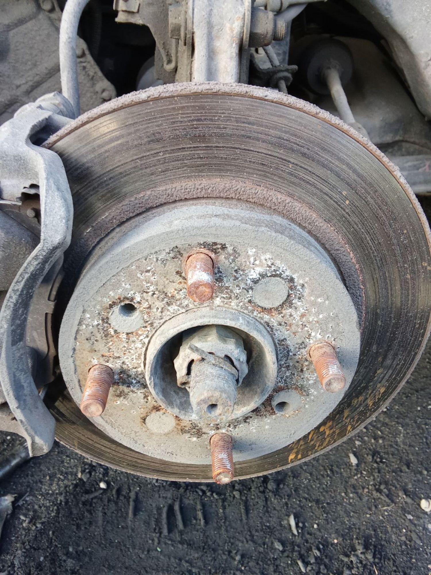 https://ycs.partsauto.market/partsauto-images/thmbs/userImages/7ed63c96fe685f431889ec34ef8f13b8/part/4ed86f13-0958-4080-b4d2-20282ac0ad75_1780402303904.jpg