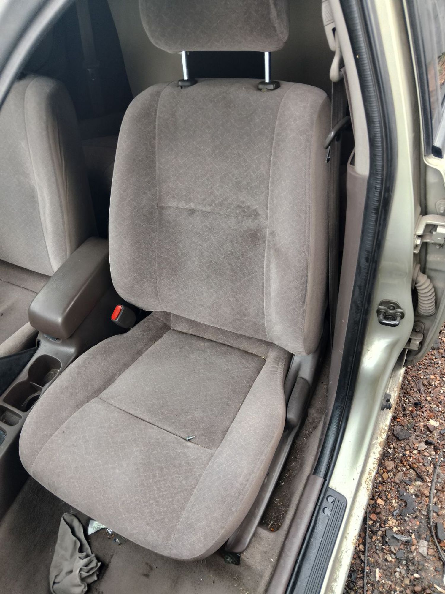 https://ycs.partsauto.market/partsauto-images/thmbs/userImages/7ed63c96fe685f431889ec34ef8f13b8/part/52a2b9f5-dccc-4f5d-9912-37158b8cf8ba_1784371286547.jpg