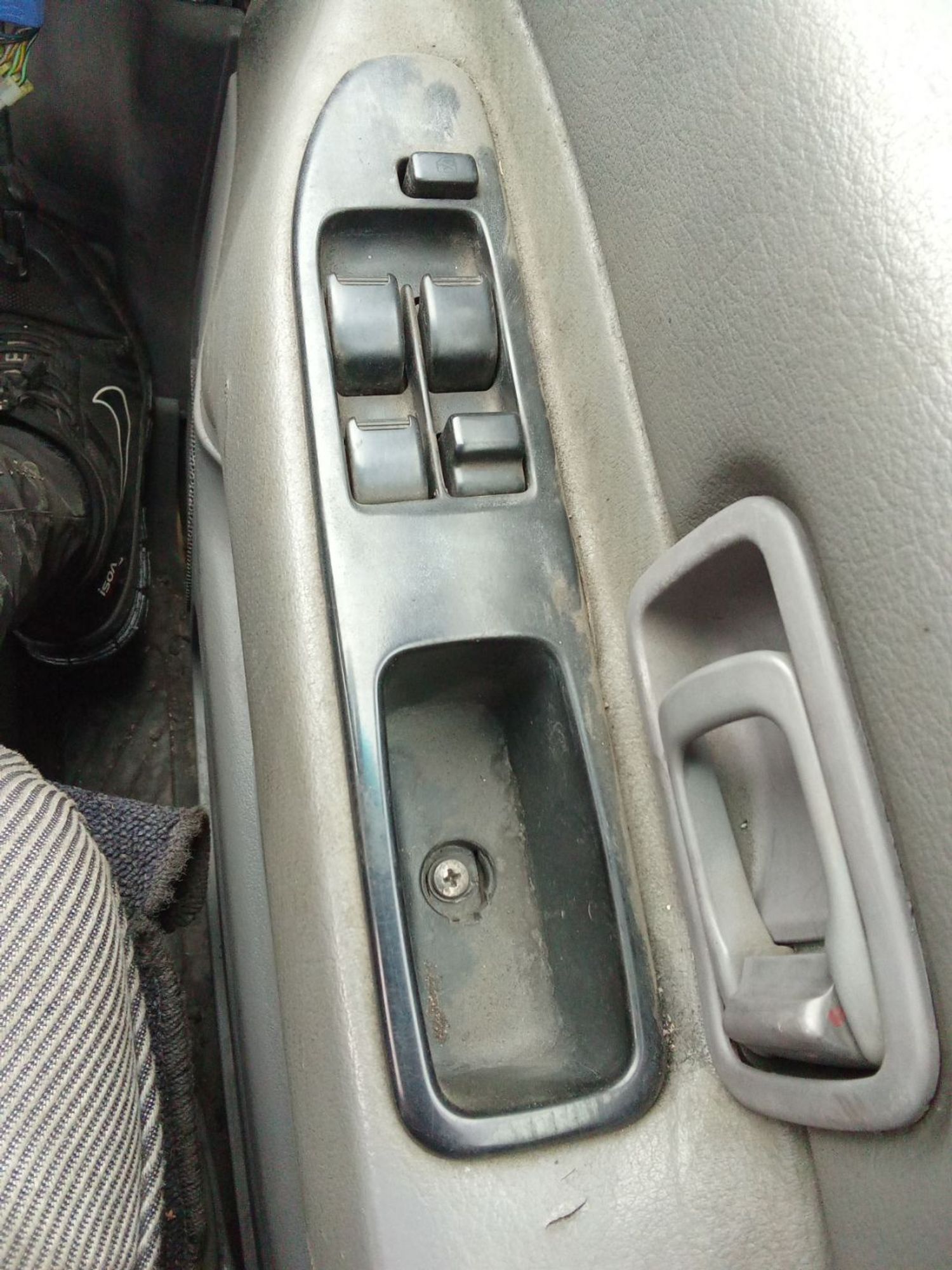 https://ycs.partsauto.market/partsauto-images/thmbs/userImages/7ed63c96fe685f431889ec34ef8f13b8/part/53bb9a73-8eb2-4021-95f7-c6978c744527_1778392624680.jpg