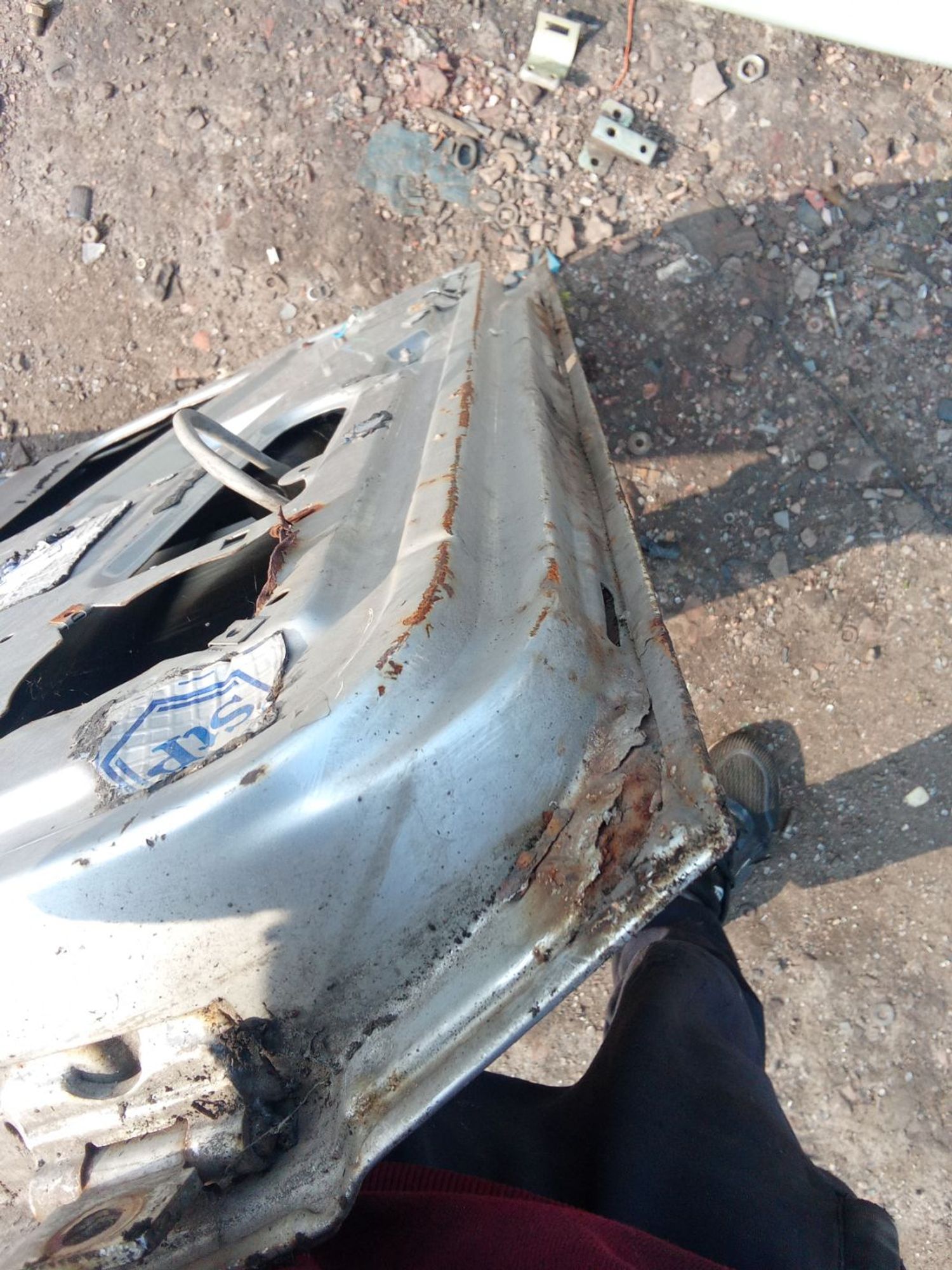 https://ycs.partsauto.market/partsauto-images/thmbs/userImages/7ed63c96fe685f431889ec34ef8f13b8/part/567c764c-647c-4242-b63f-41e82ed7d504_1786351916167.jpg